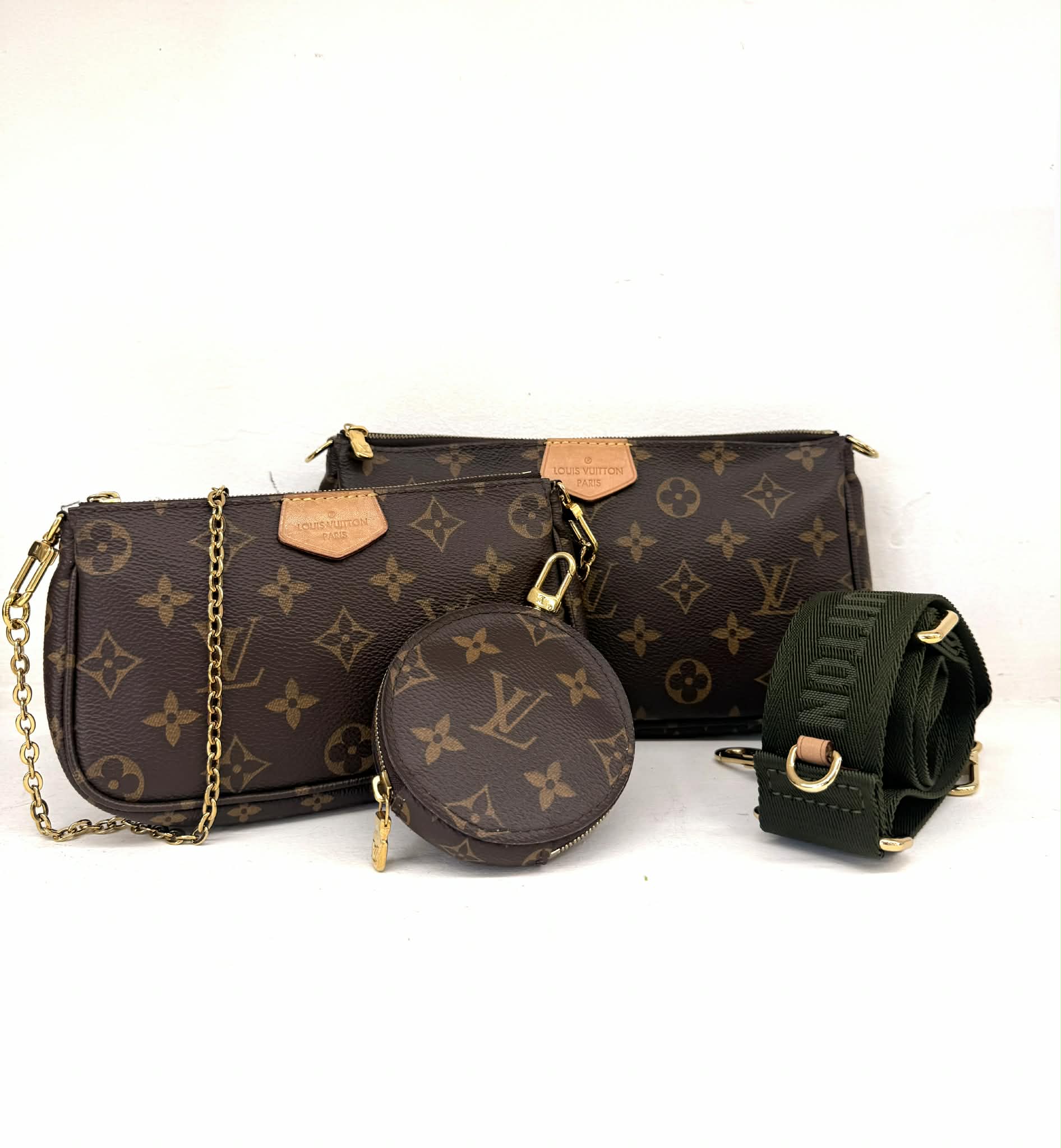 LOUIS VUITTON MULTIPOCHETTE
