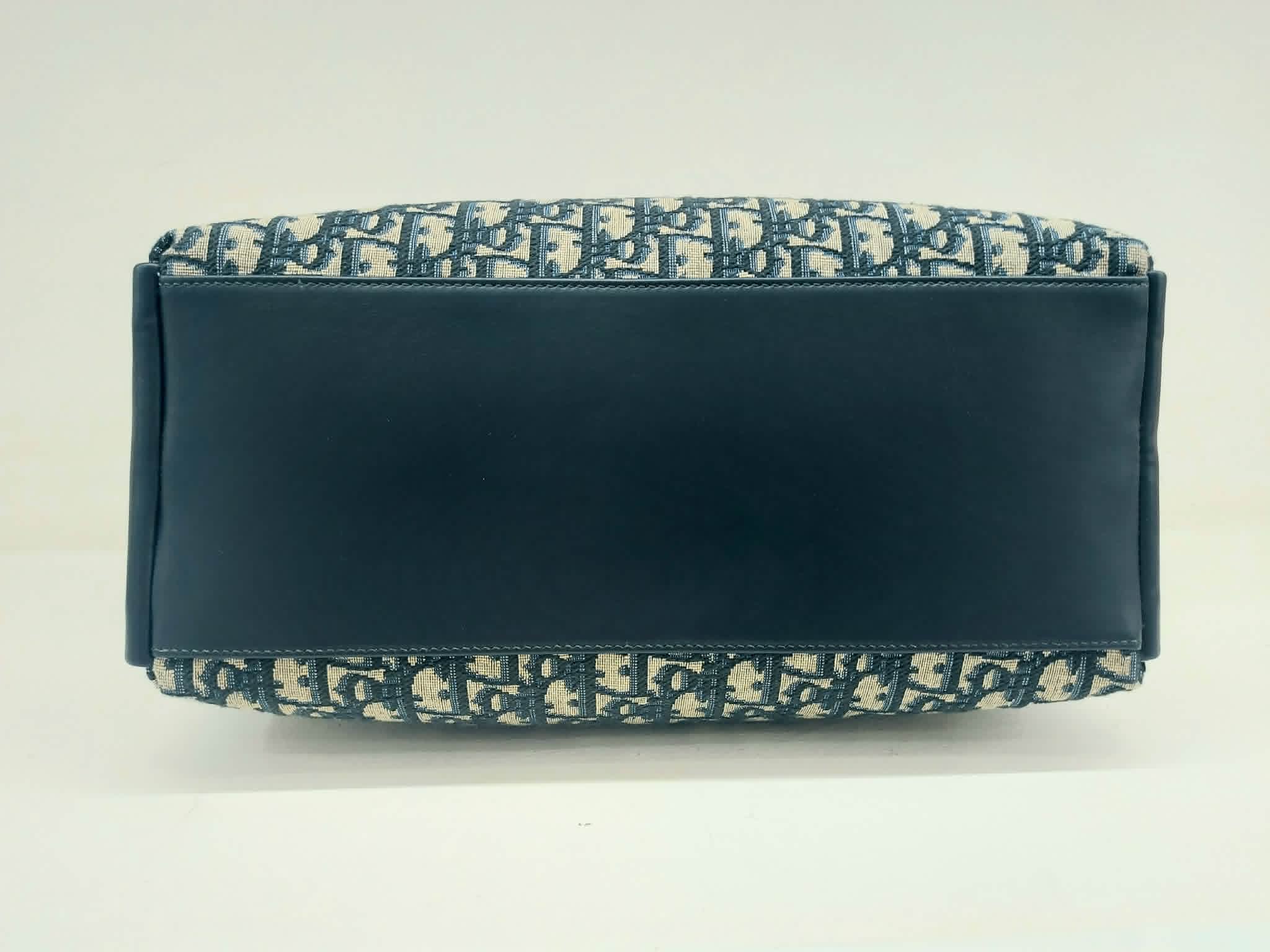 CHRISTIAN DIOR LARGE D-DREAM BLUE