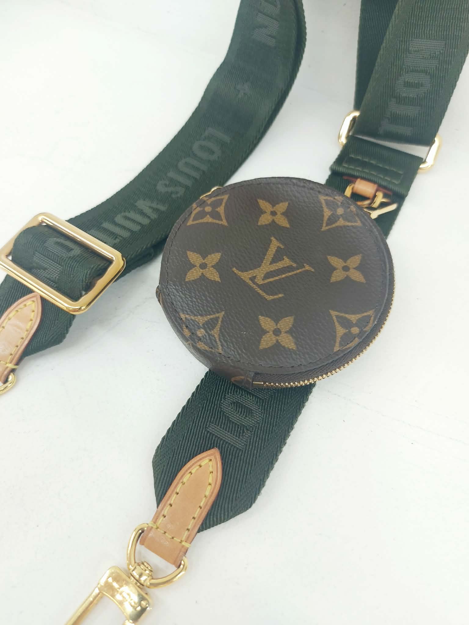 LOUIS VUITTON MULTIPOCHETTE ACCESSOIRES