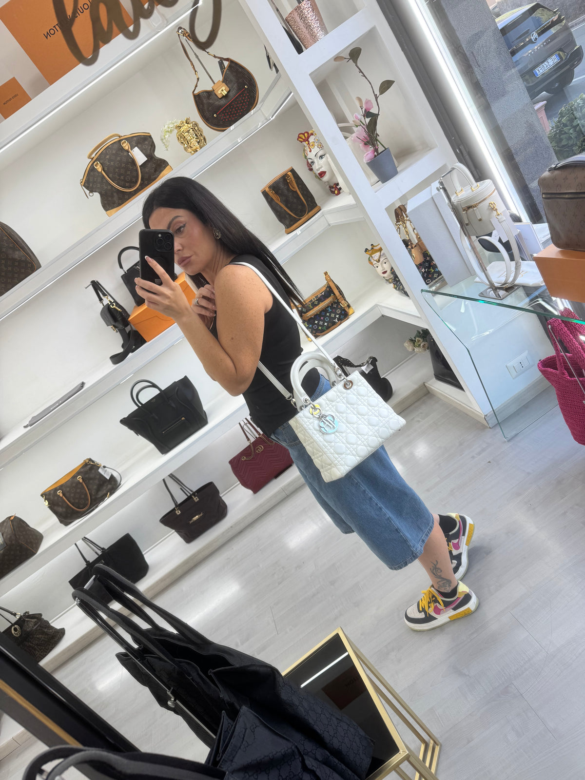Lady Dior media bianca