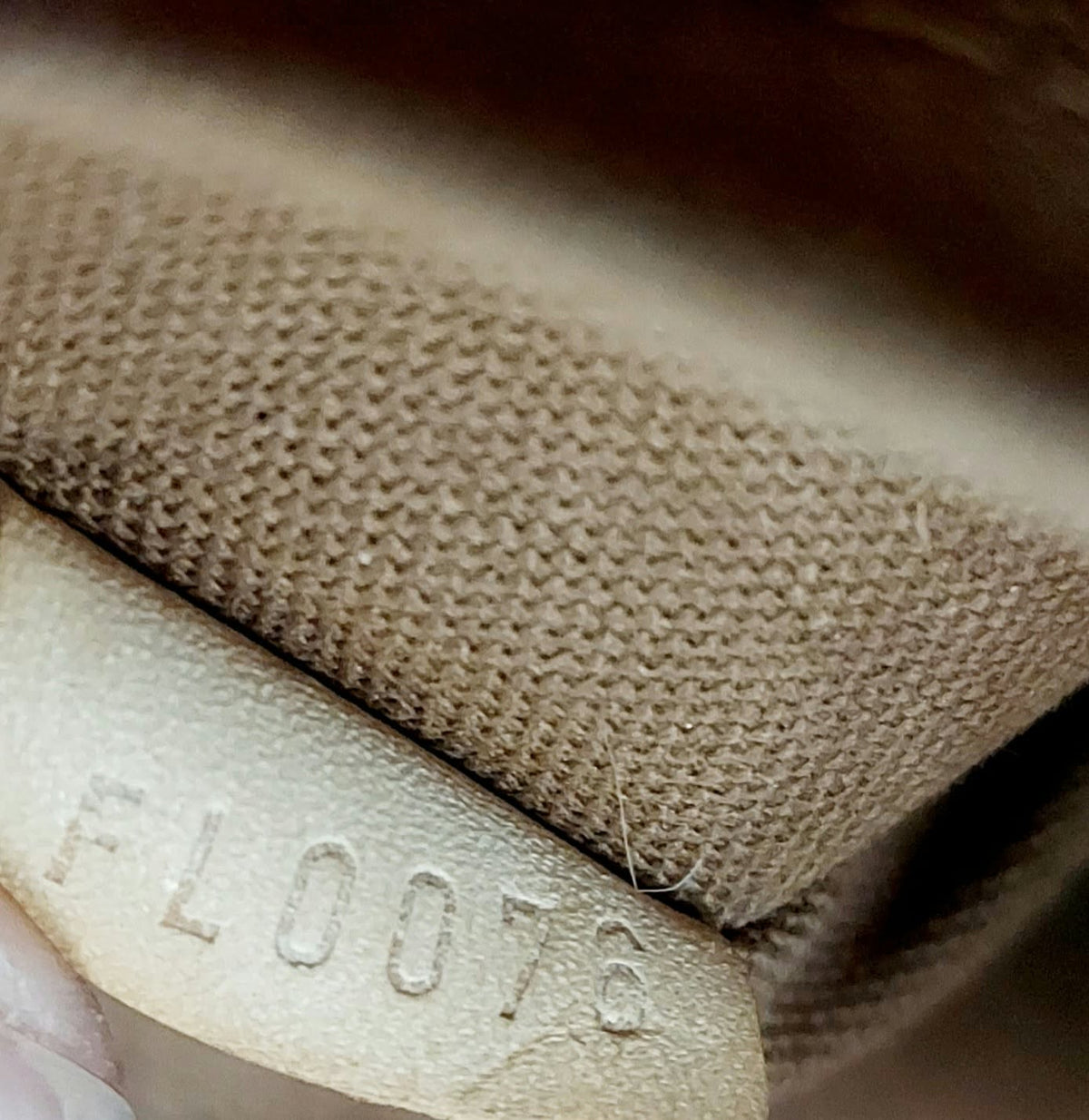 LOUIS VUITTON LOCKIT VERTICAL