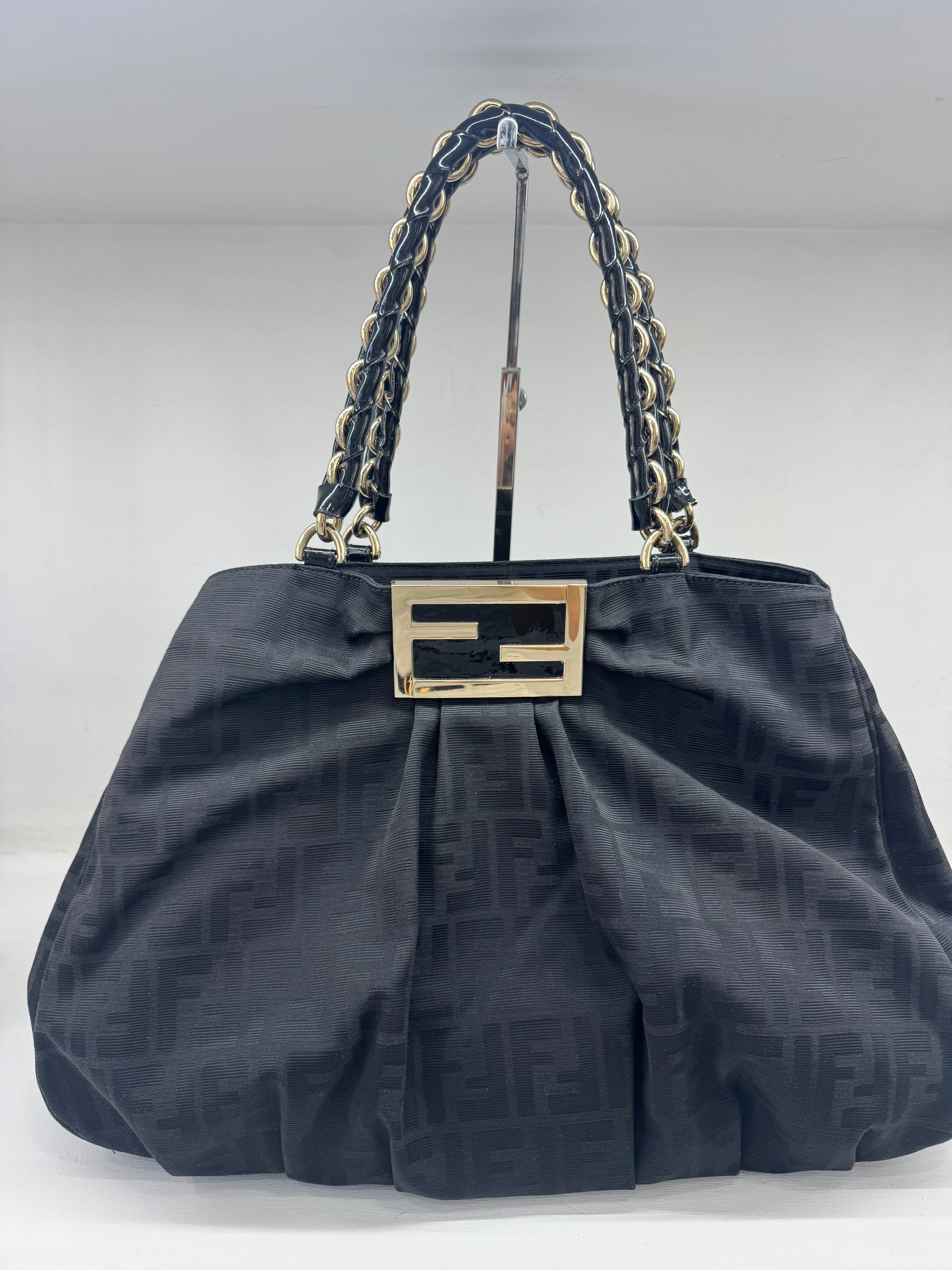 FENDI SHOPPER MIA