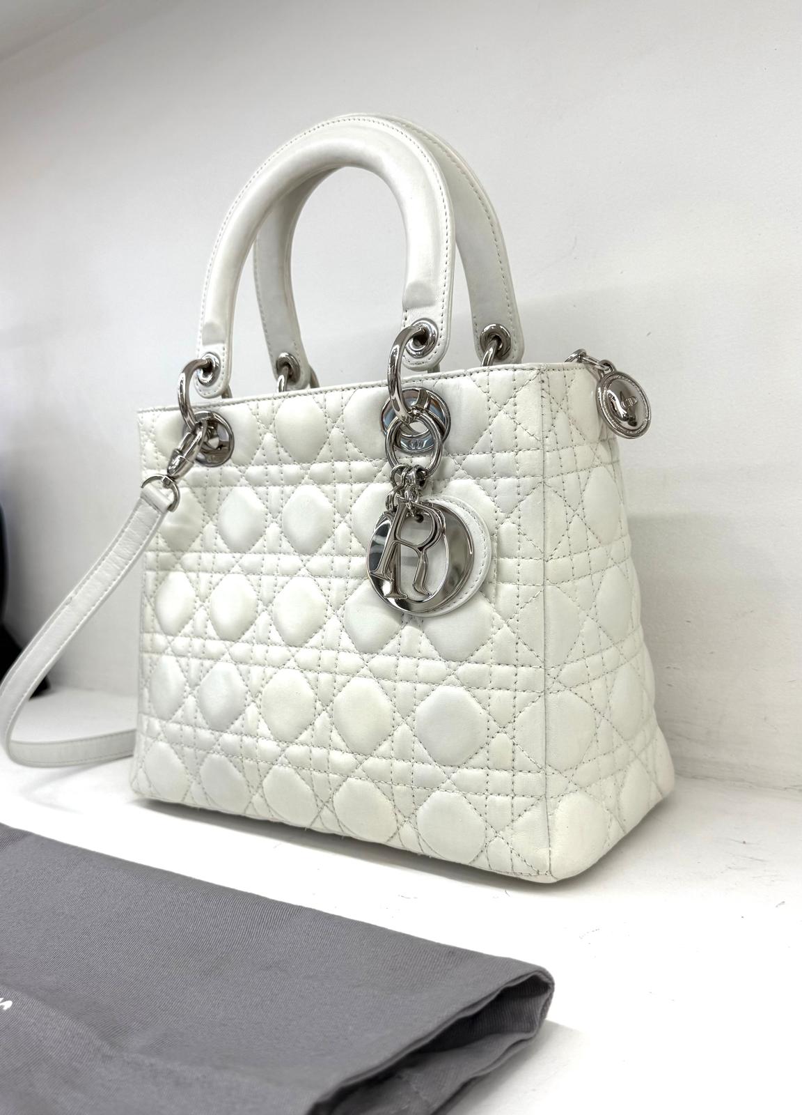 Lady Dior media bianca