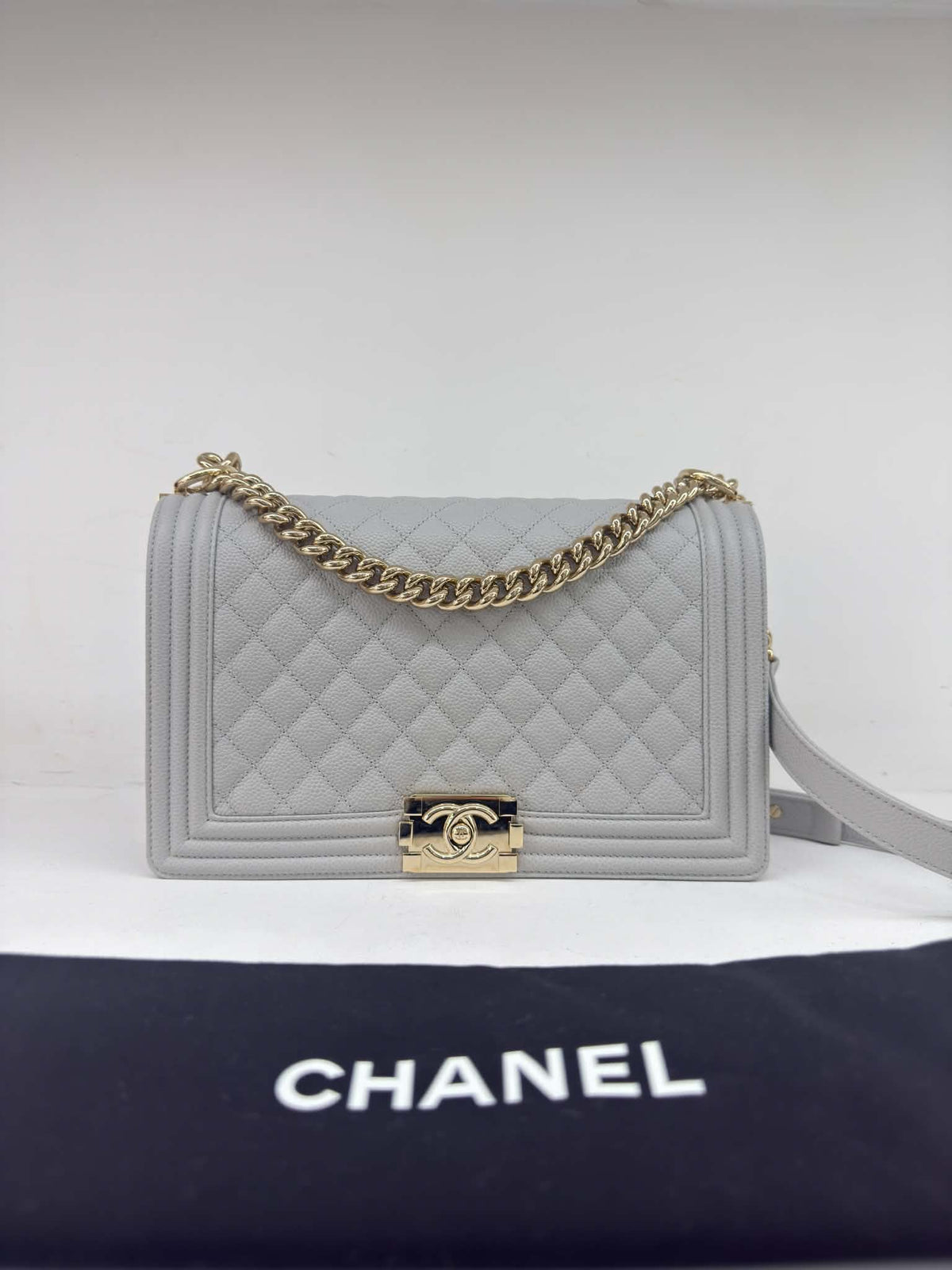 CHANEL BOY MEDIUM