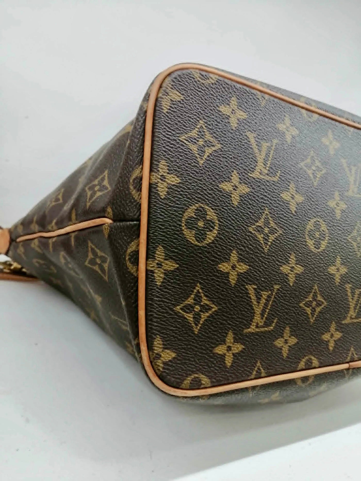 LOUIS VUITTON PALERMO PM