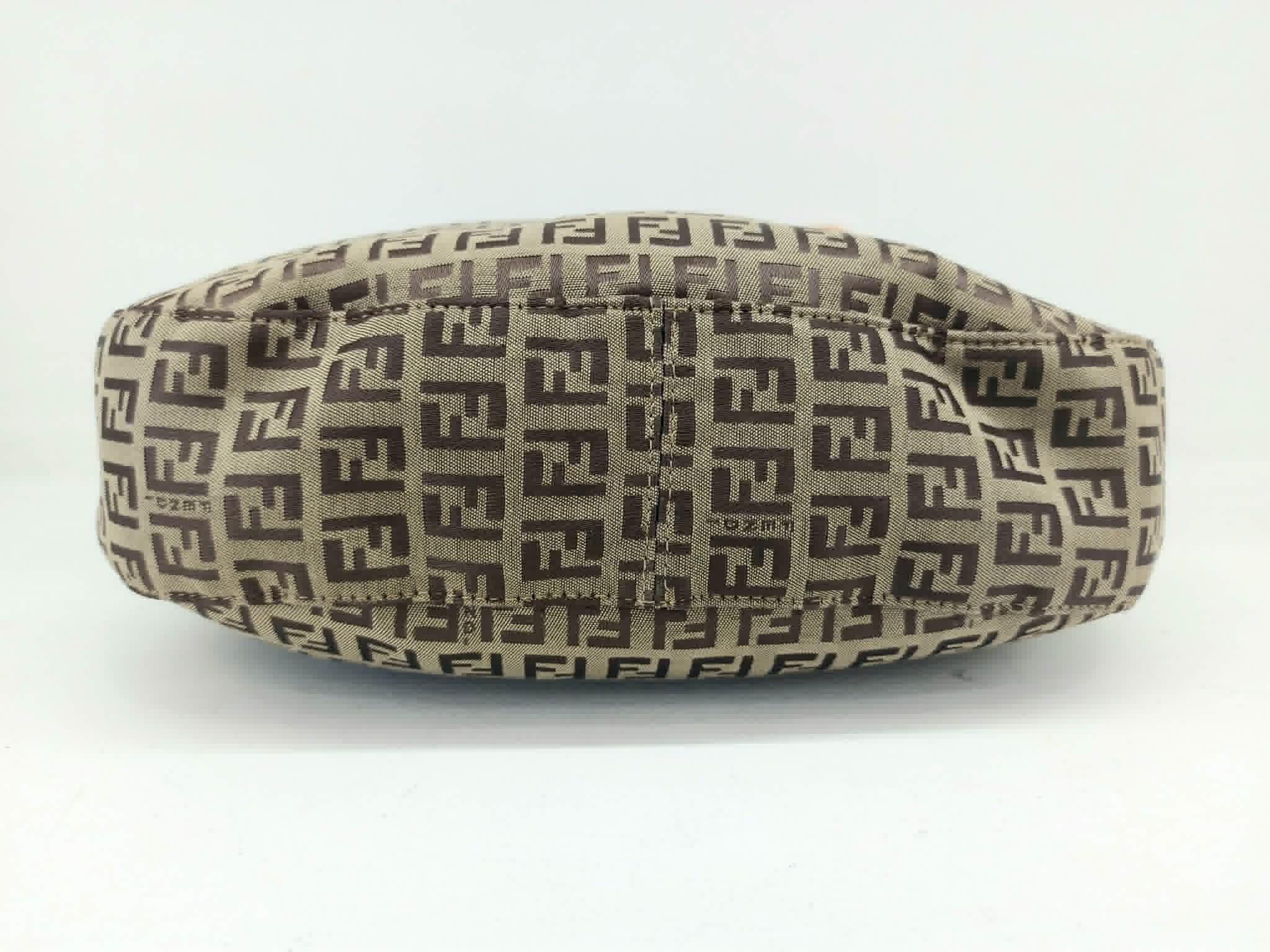 FENDI BAGUETTE ZUCCHINO