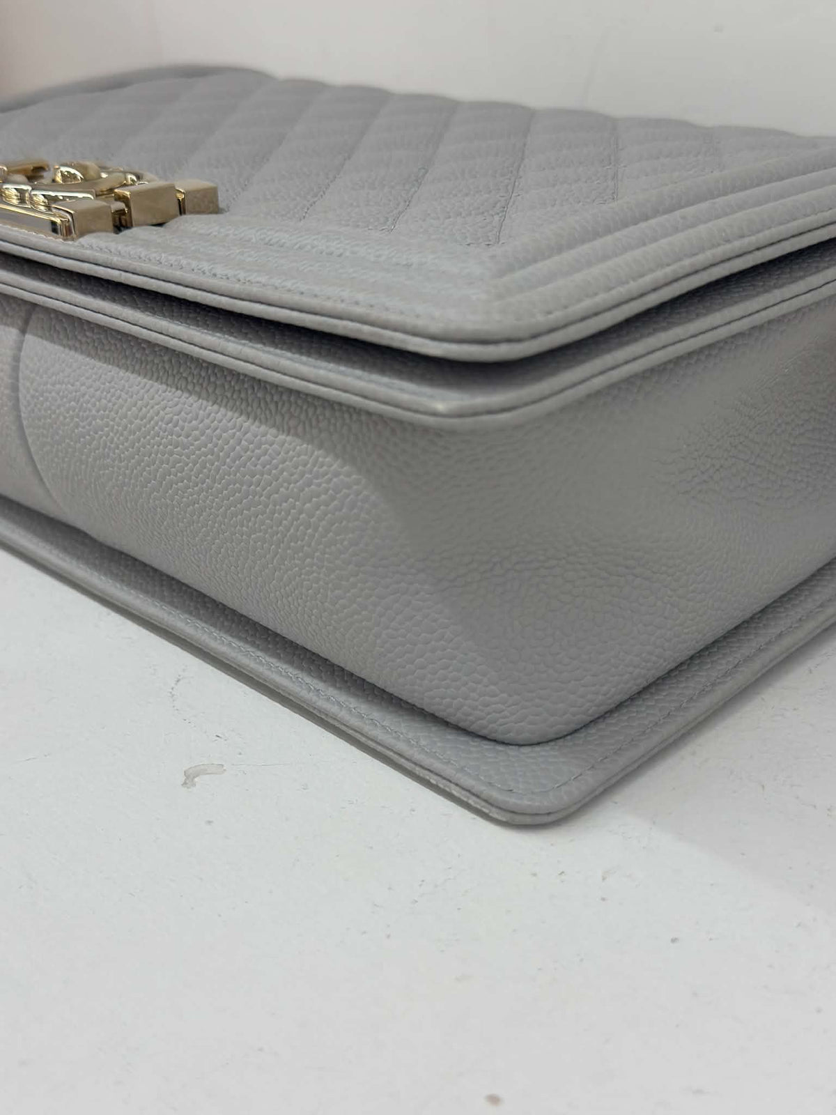 CHANEL BOY MEDIUM