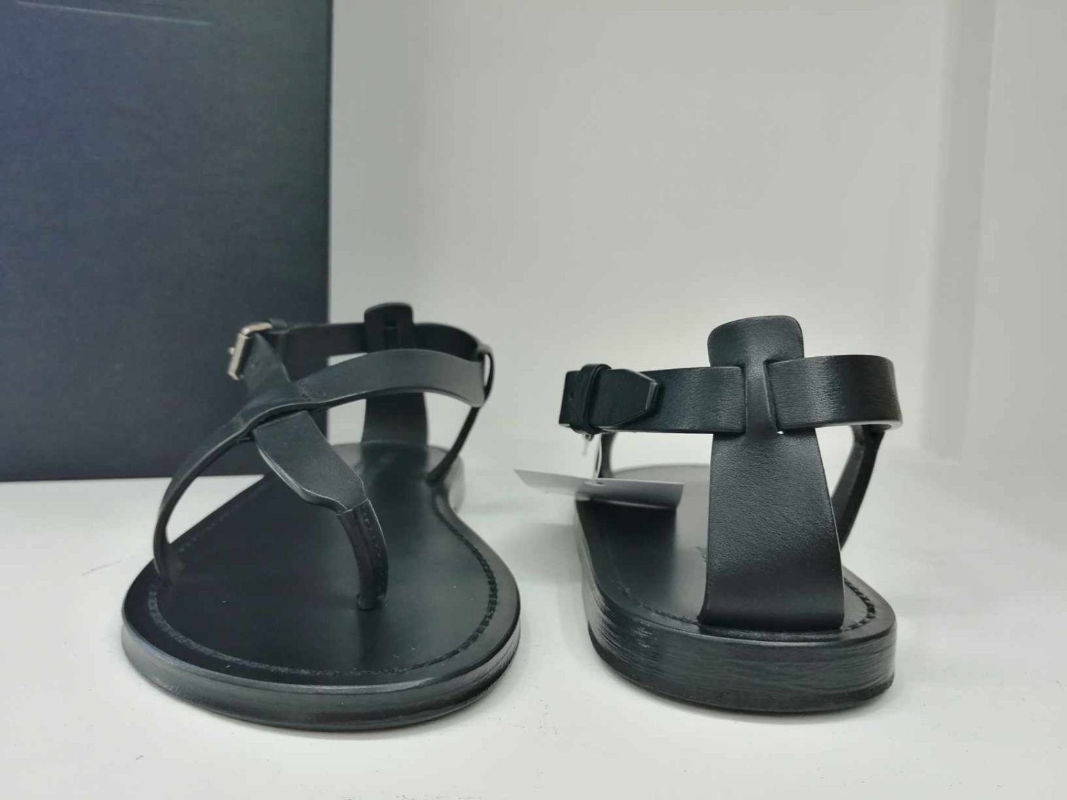 YSL SANDALI PIATTI CULVER IN PELLE LISCIA