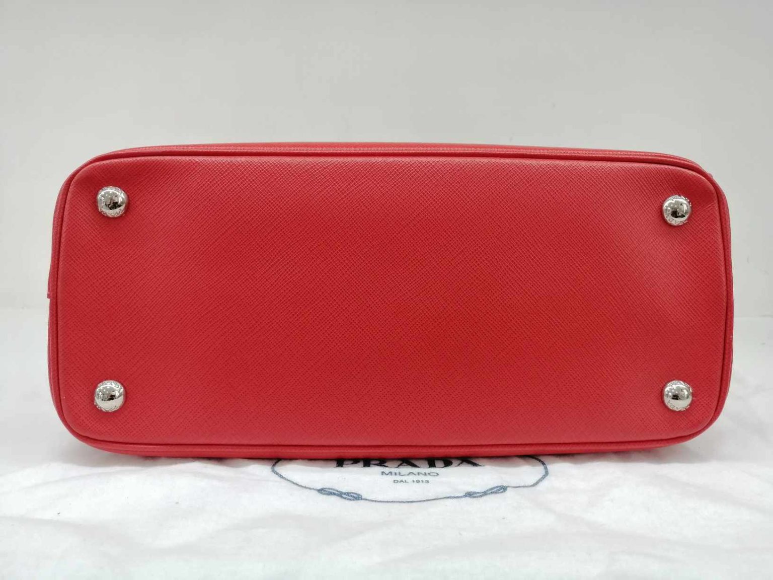 Prada Galleria Medium