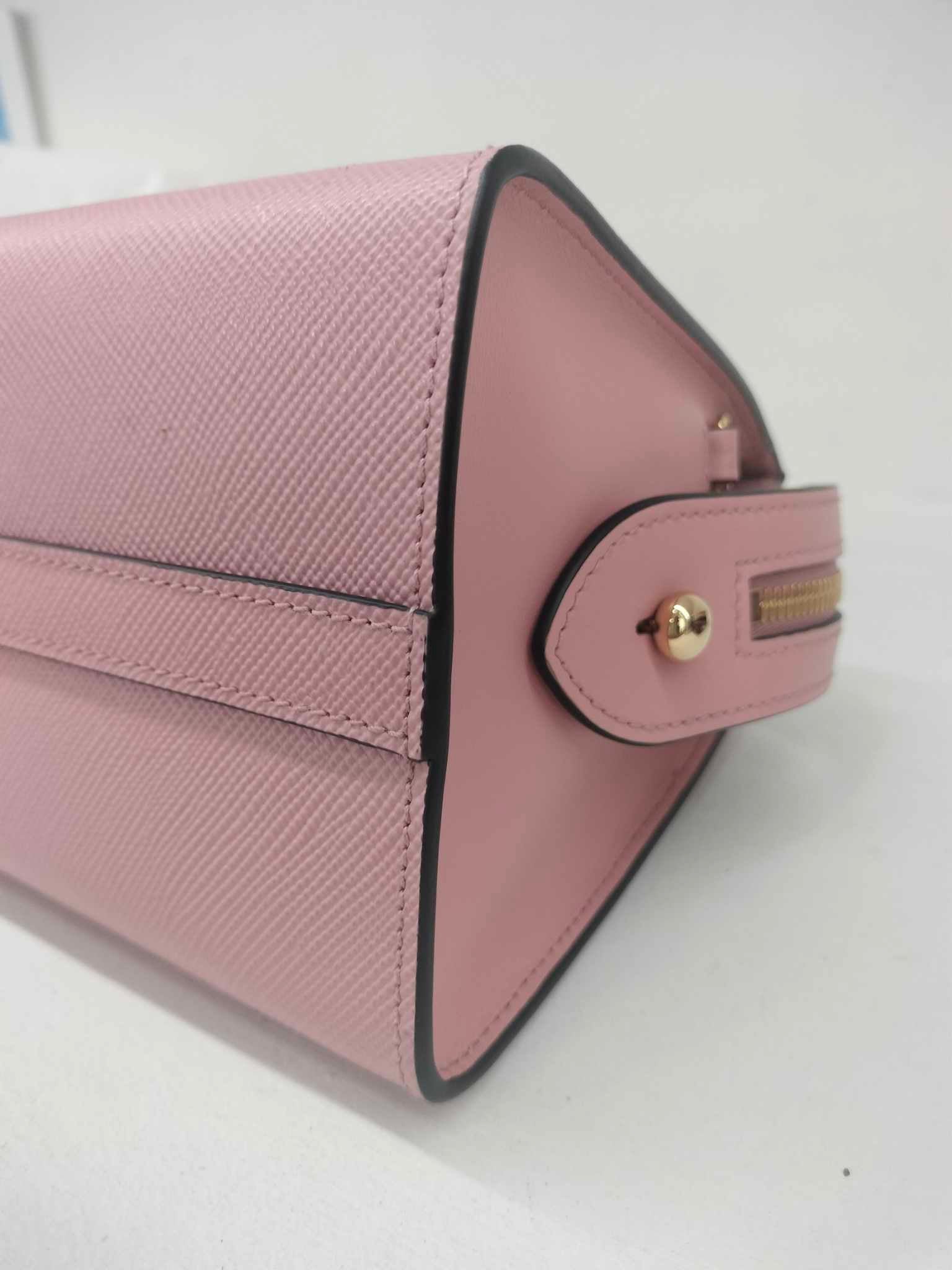 PRADA IN PELLE SAFFIANO