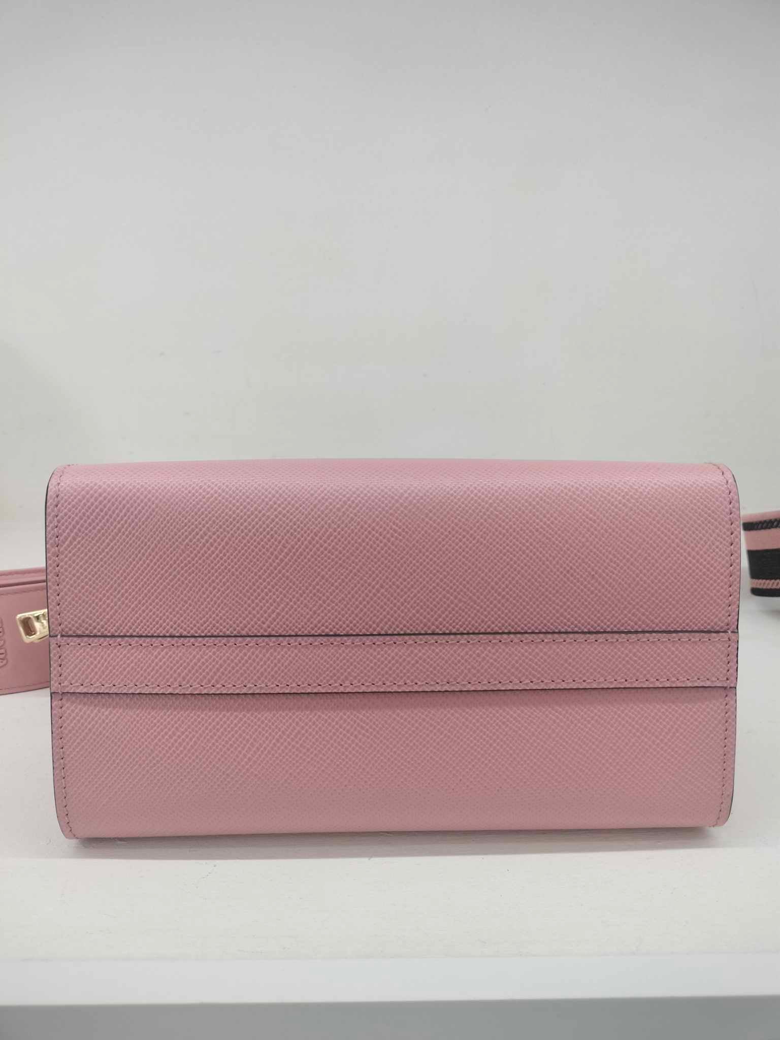 PRADA IN PELLE SAFFIANO