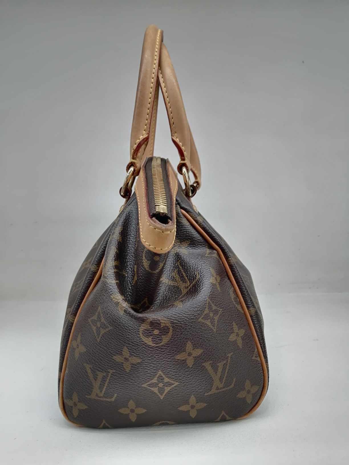 LOUIS VUITTON TIVOLI PM