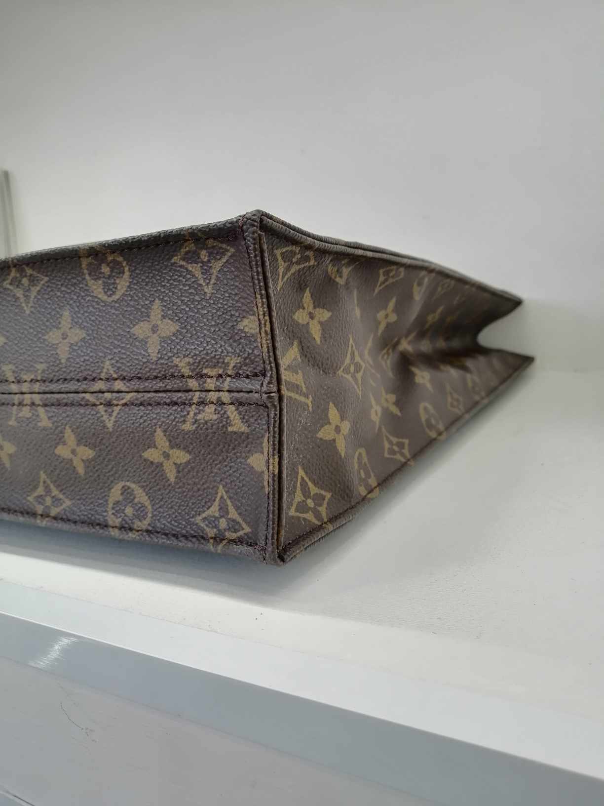 Louis Vuitton Sac Plat