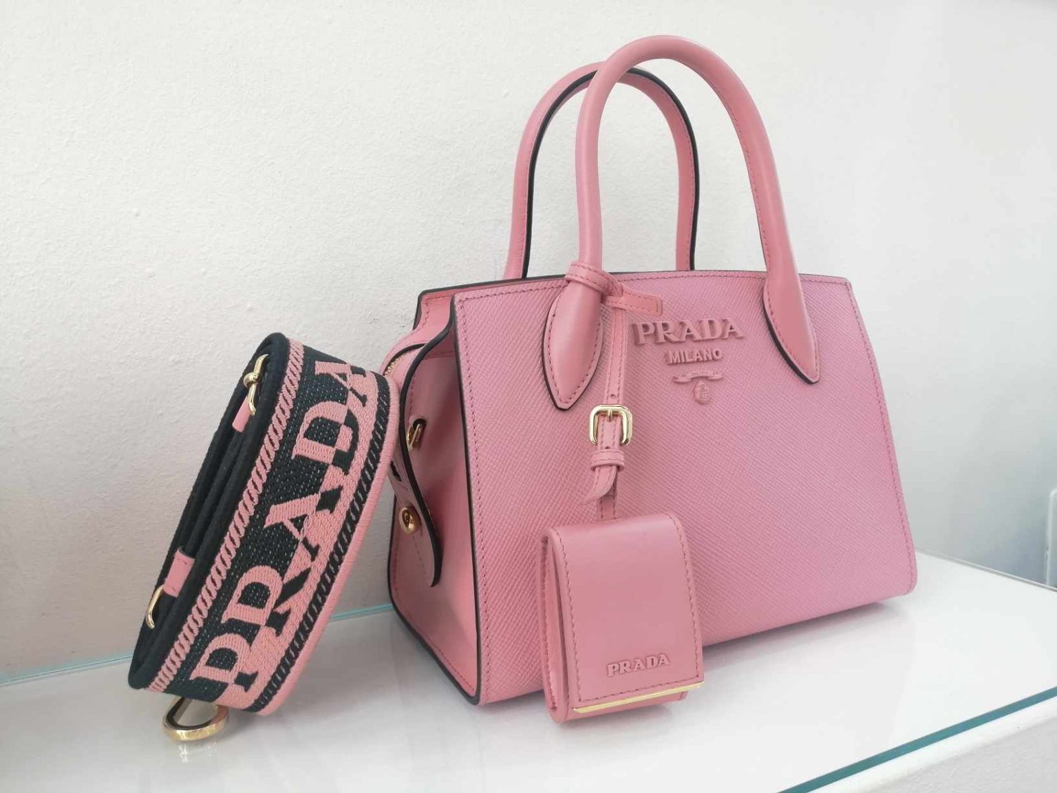 PRADA IN PELLE SAFFIANO