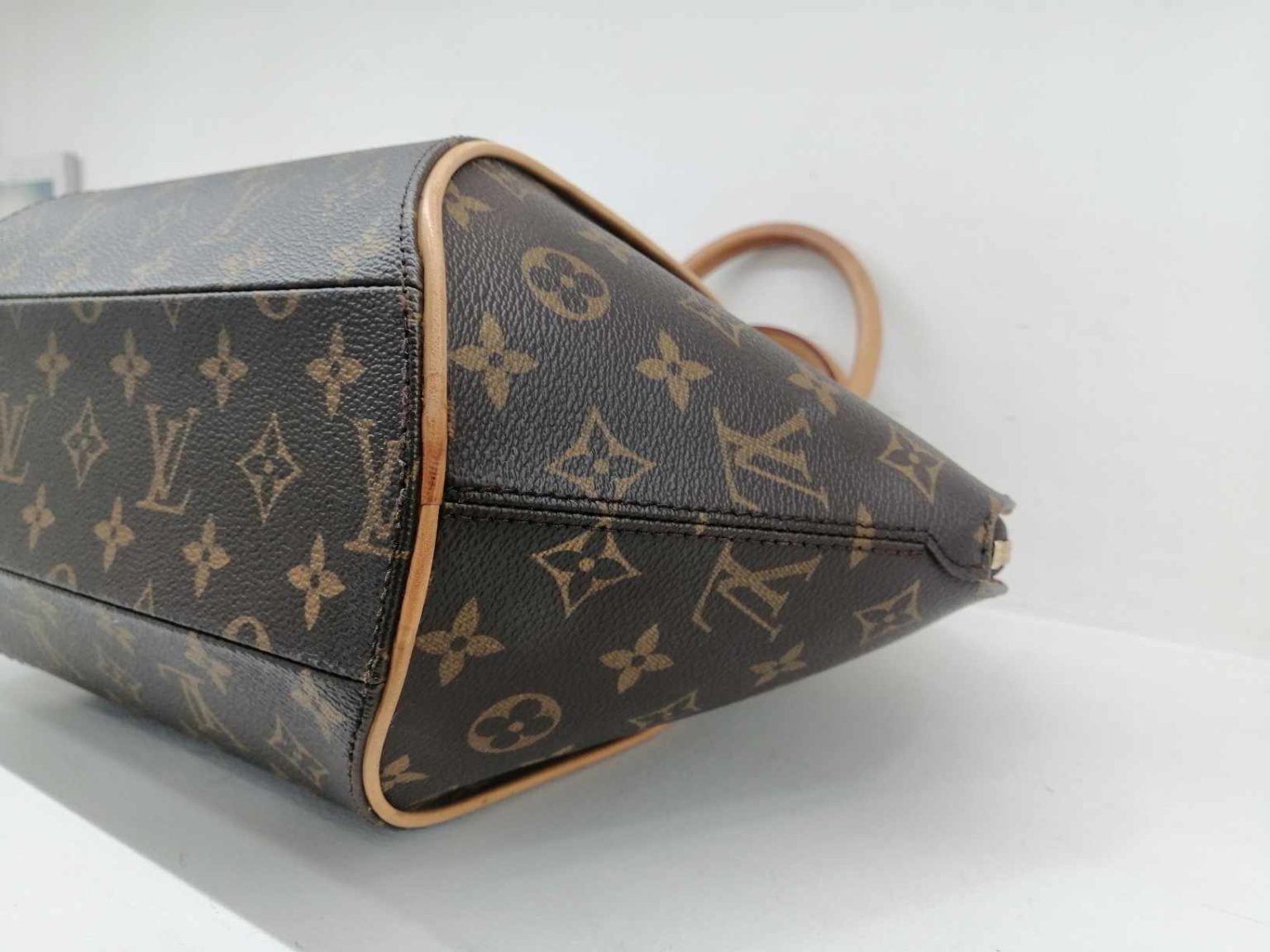 Louis Vuitton Ellipse MM