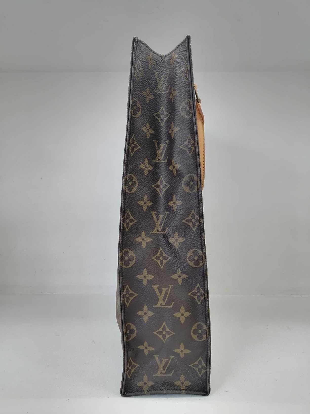 Louis Vuitton Sac Plat