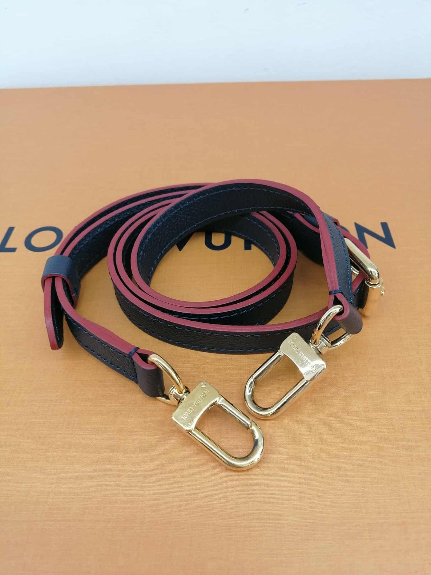LOUIS VUITTON METIS EMPREINTE BLU NAVY