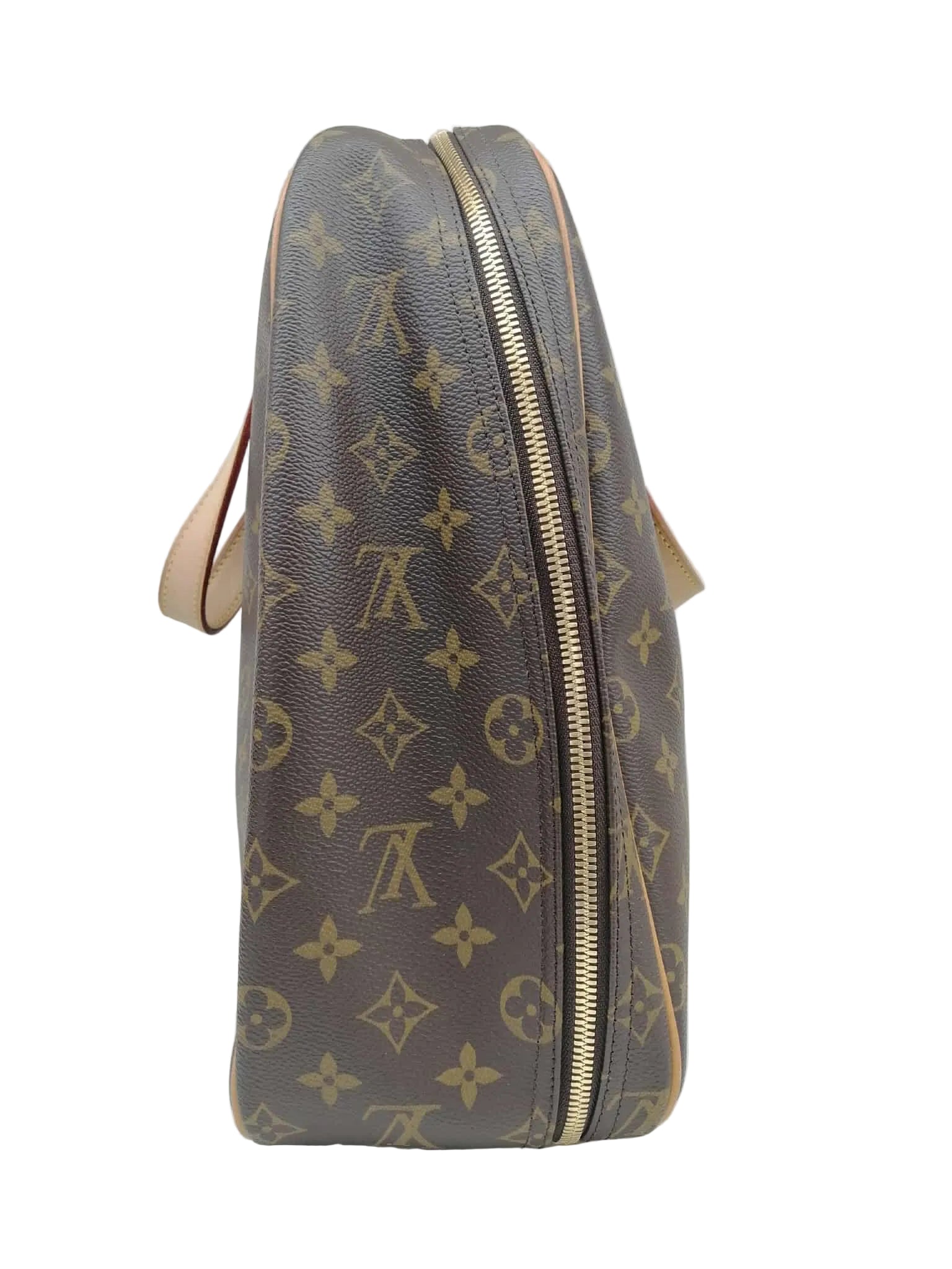 Louis Vuitton Excursion