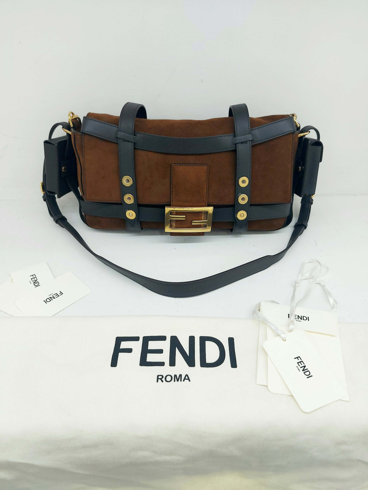 FENDI BAGUETTE CAGE IN SUEDE
