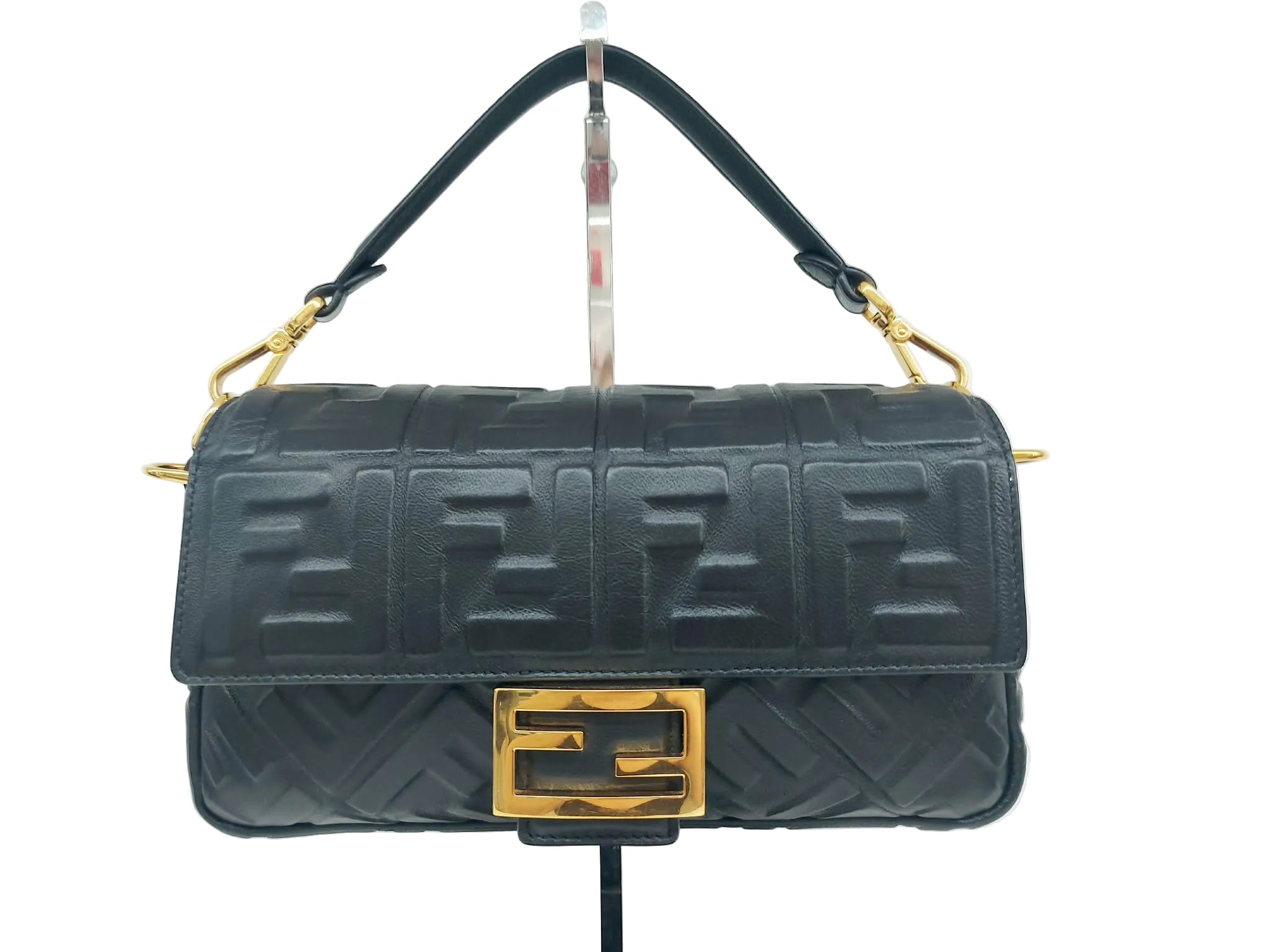 FENDI BAGUETTE MEDIA
