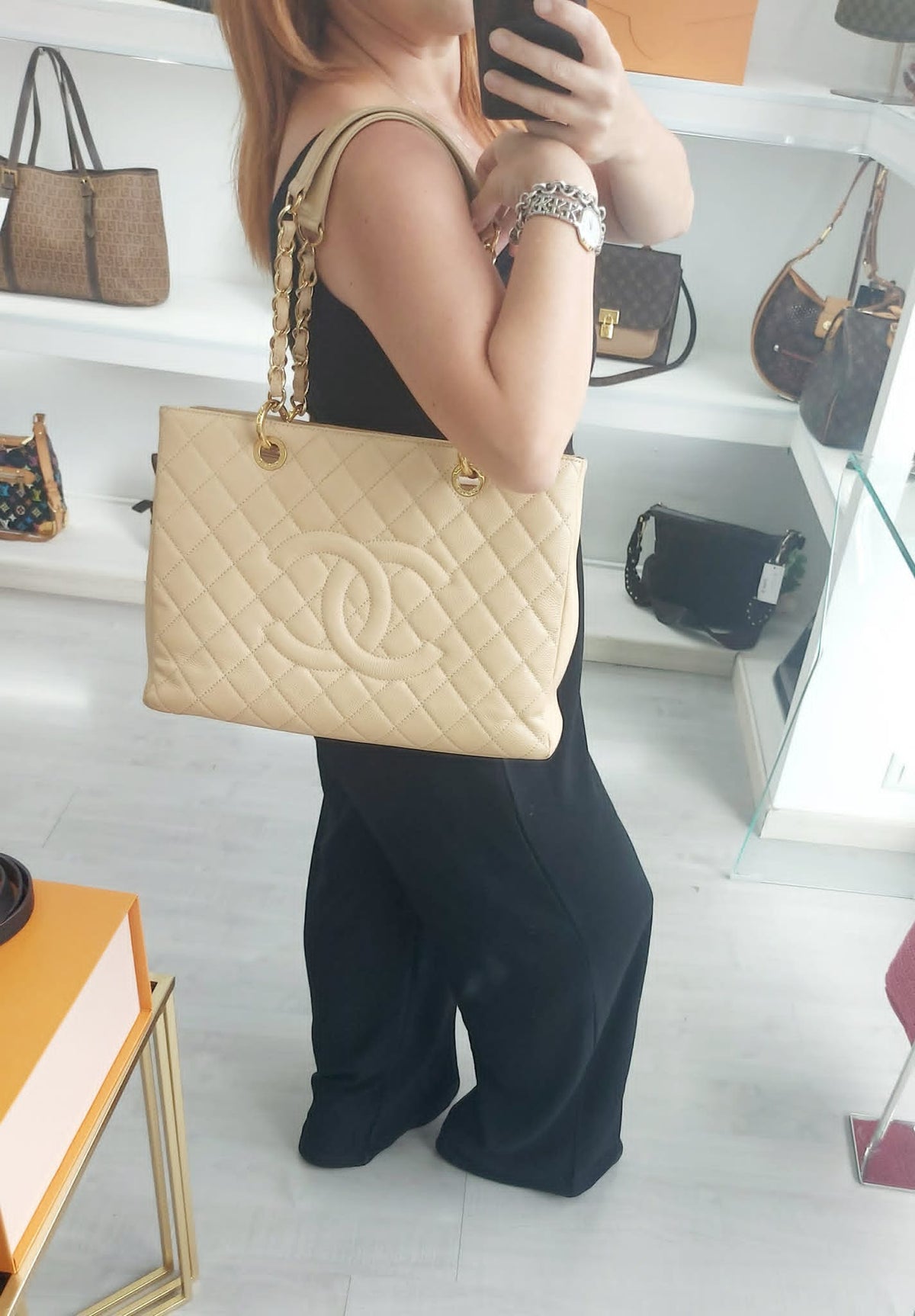 CHANEL GST GRAND