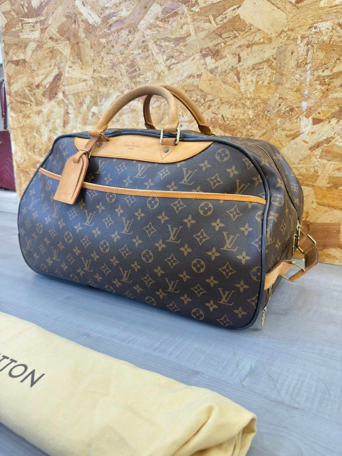 LOUIS VUITTON EOLE 50 TROLLEY