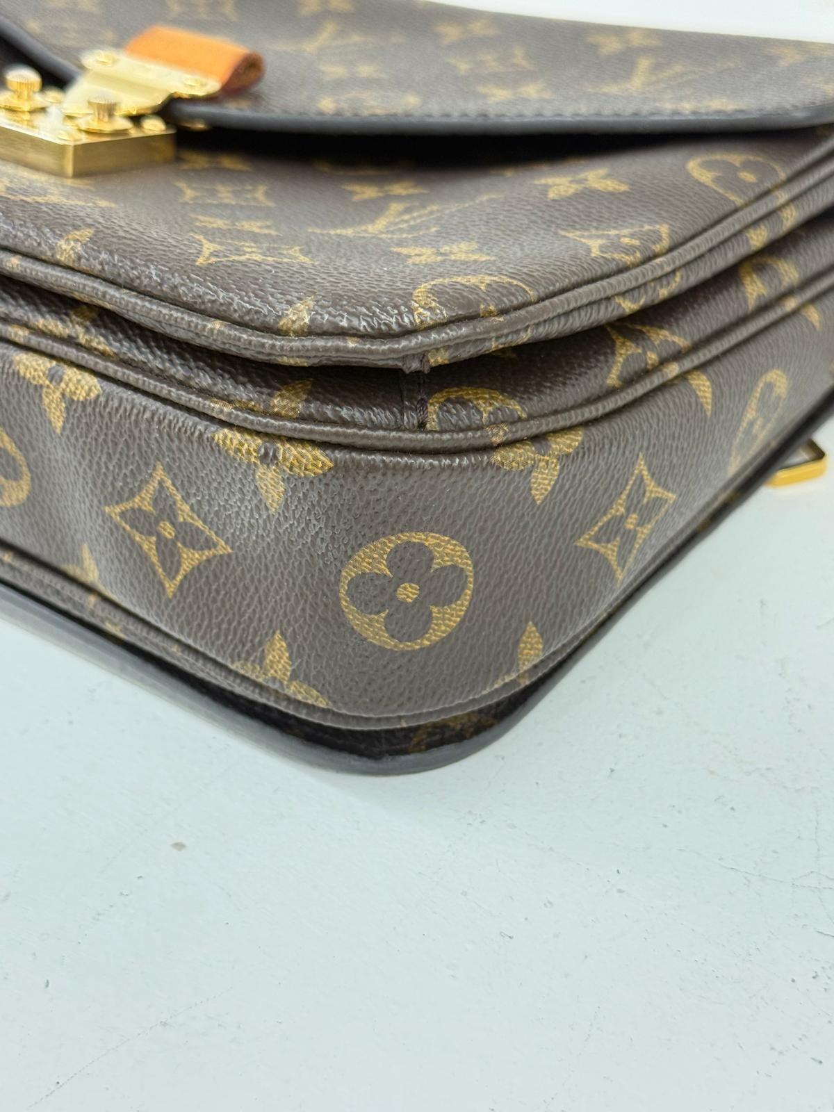 LOUIS VUITTON METIS