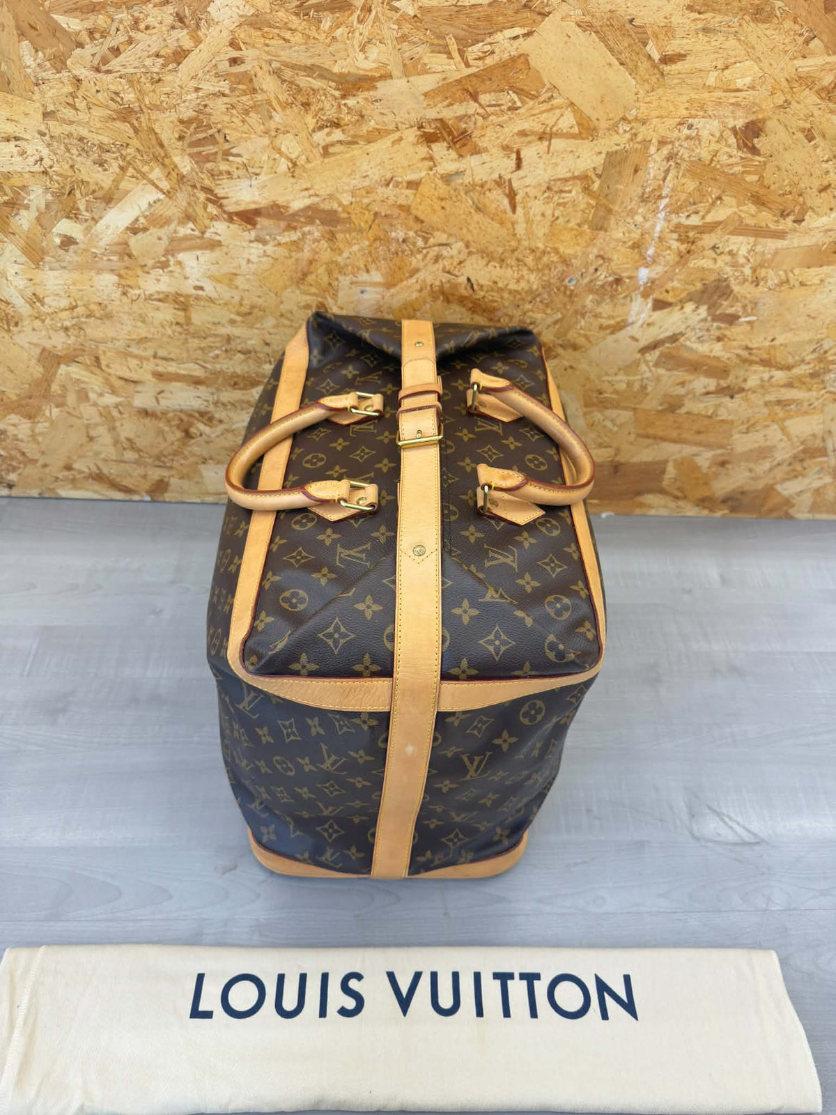 LOUIS VUITTON DUFFLE CRUISER