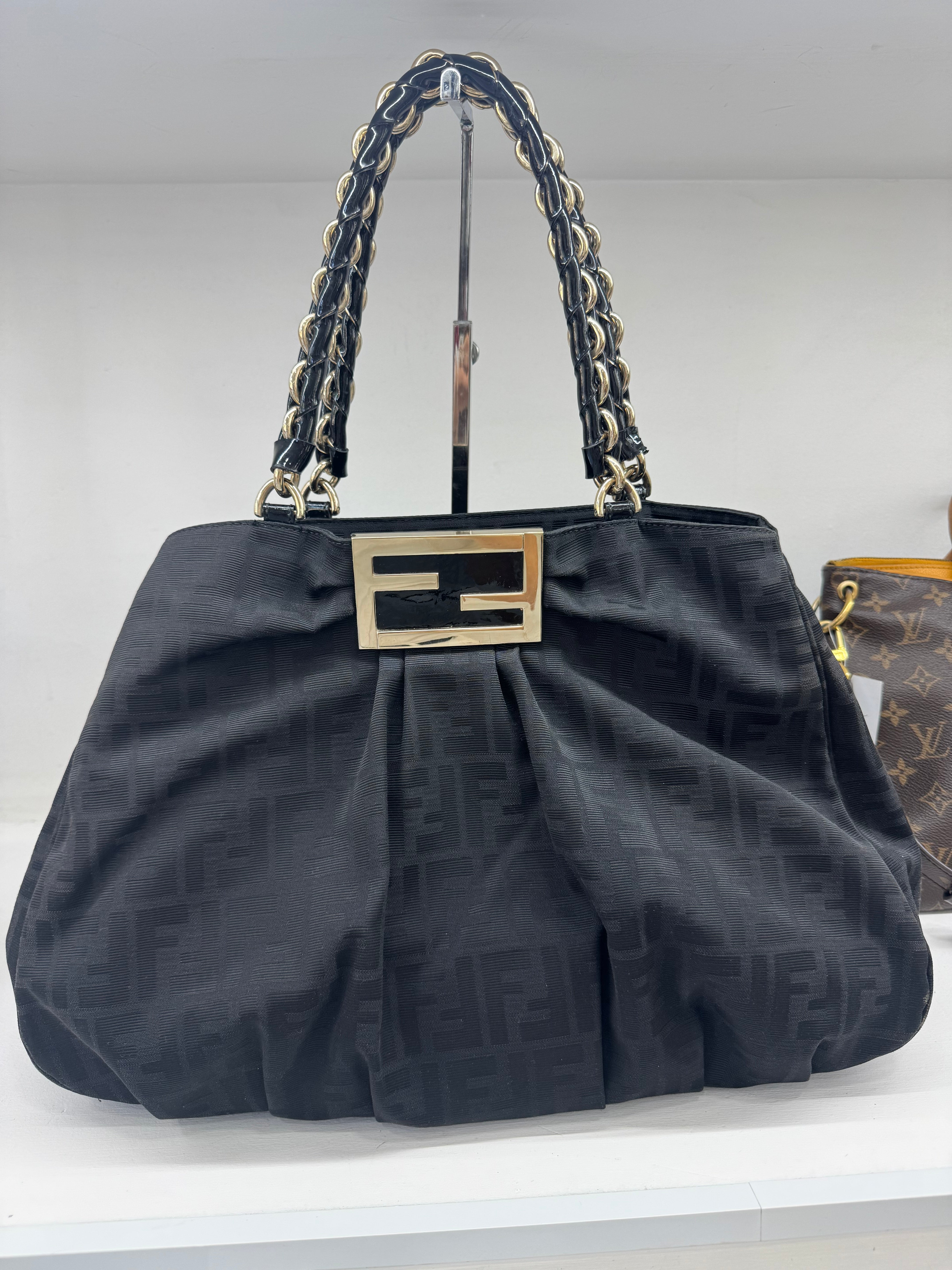 FENDI SHOPPER MIA
