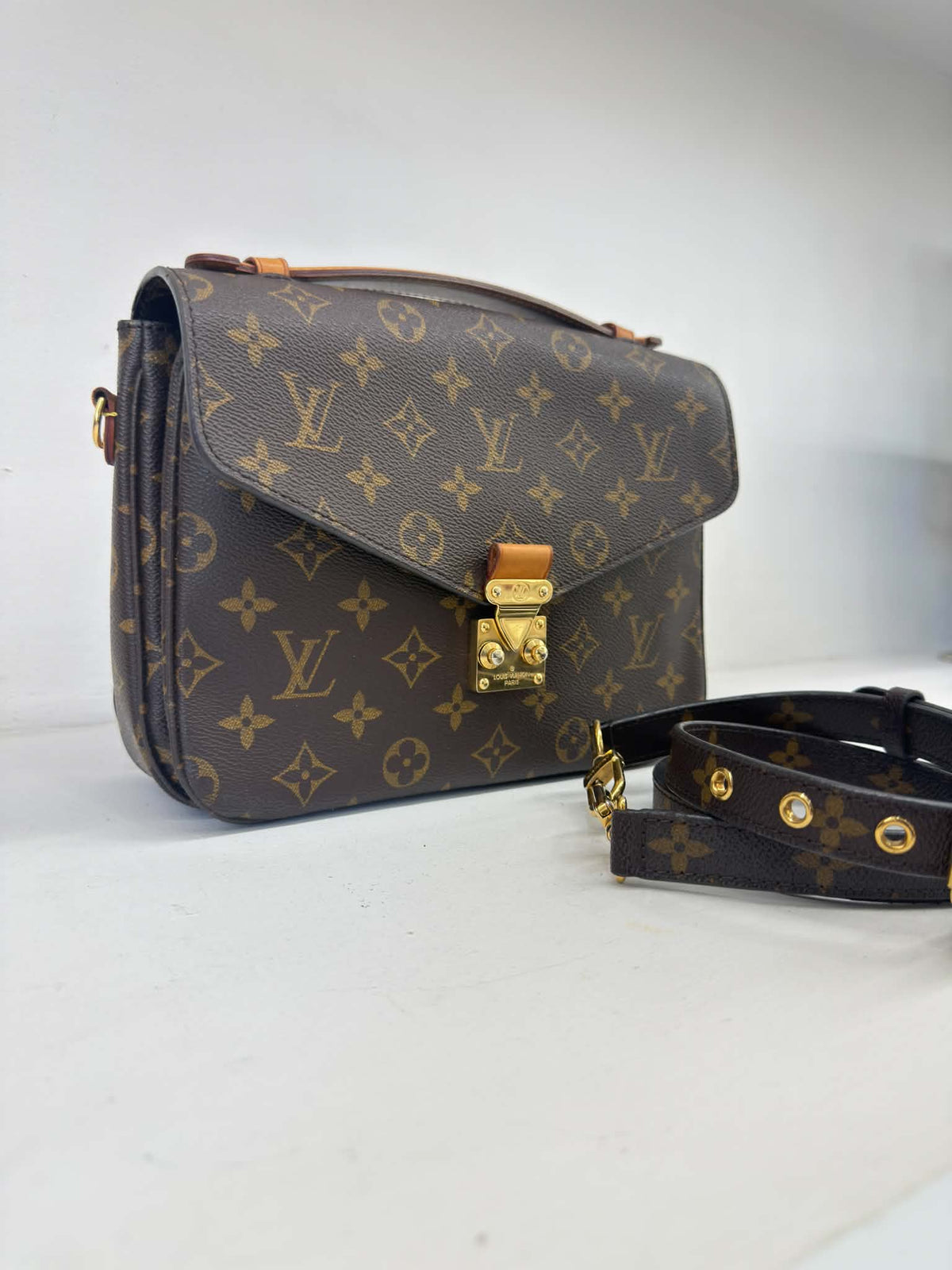 LOUIS VUITTON METIS