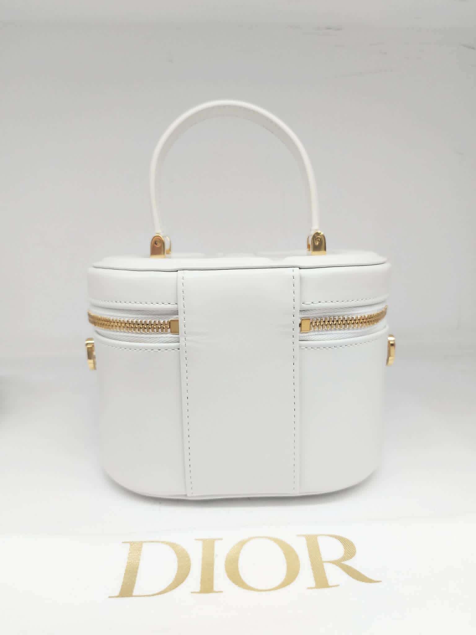DIOR VANITY
