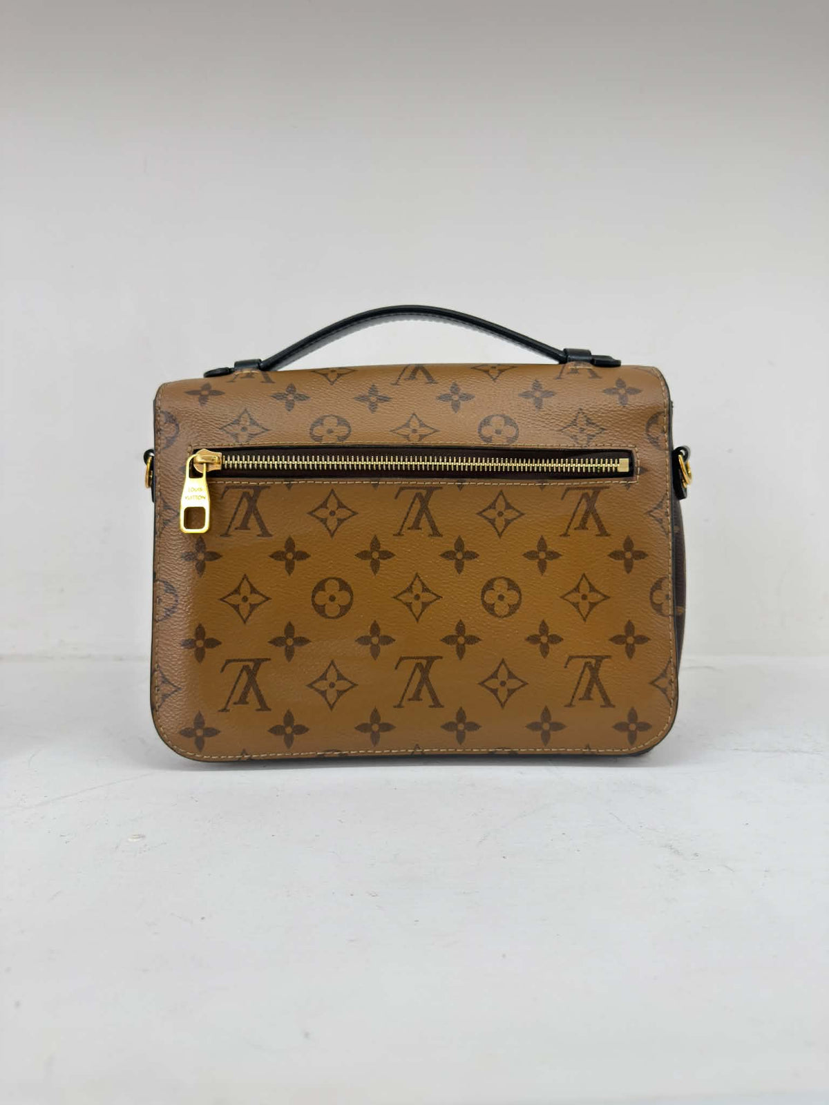 LOUIS VUITTOM METIS REVERSE