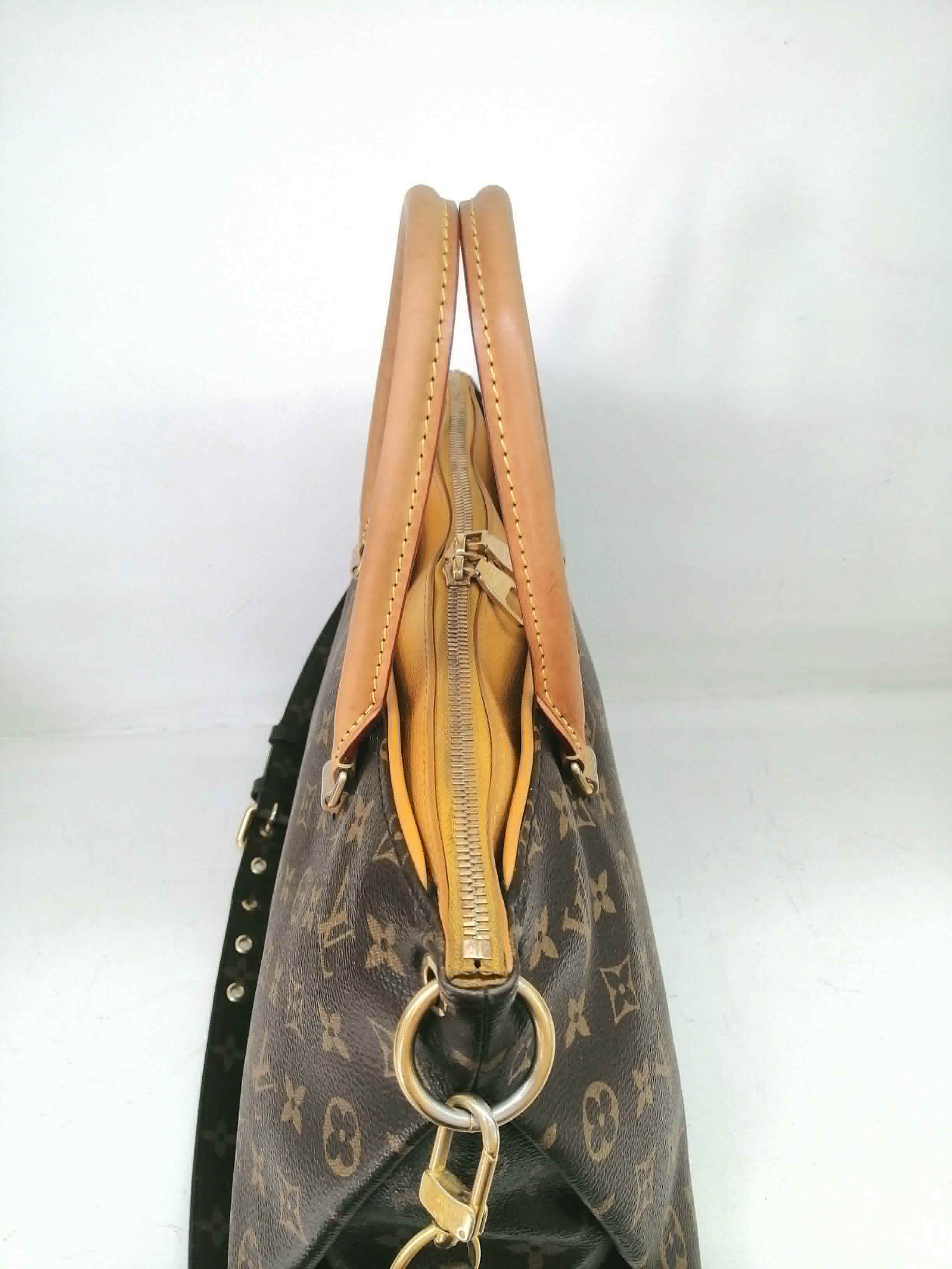 LOUIS VUITTON PALLAS MM