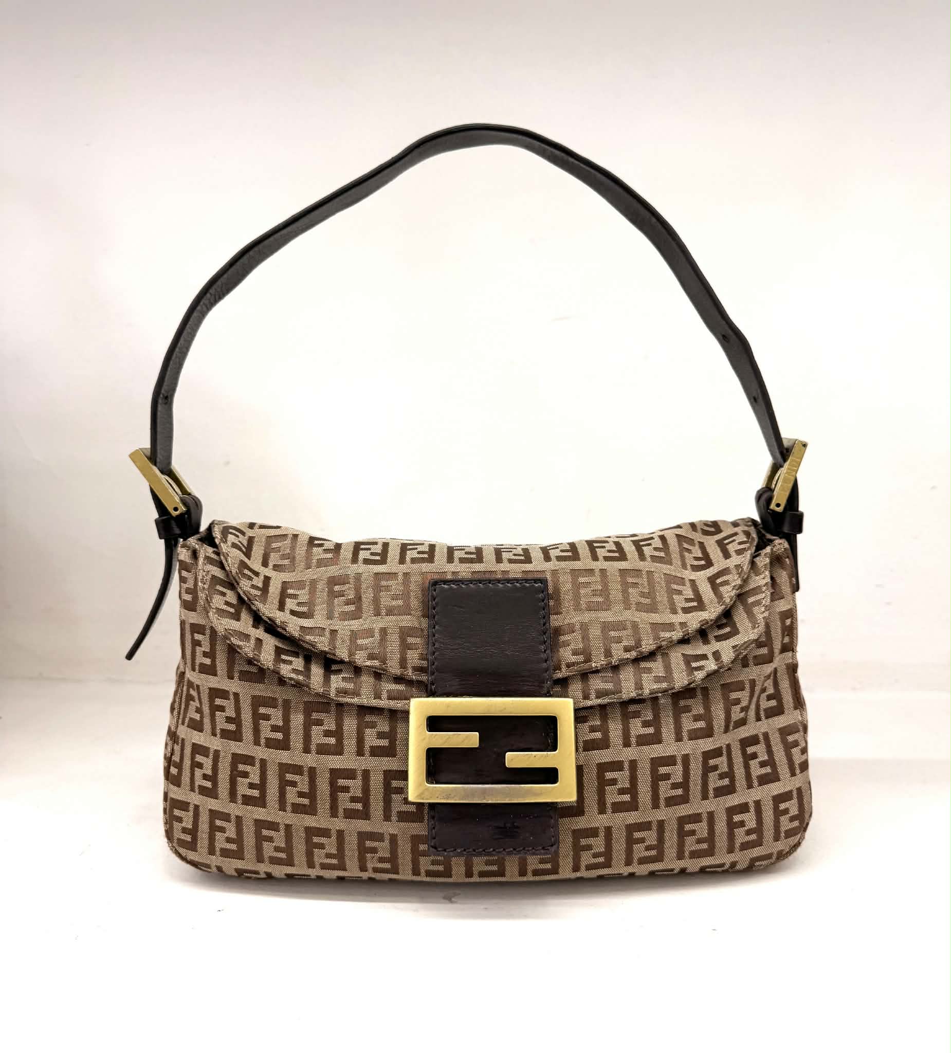 FENDI MAMMA BAGUETTE