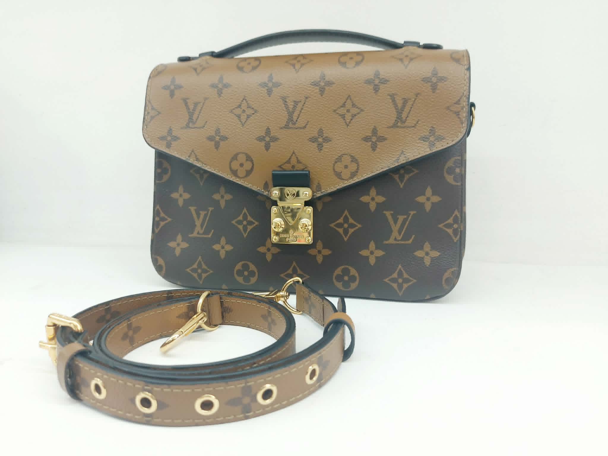 LOUIS VUITTON METIS MONOGRAM REVERSE