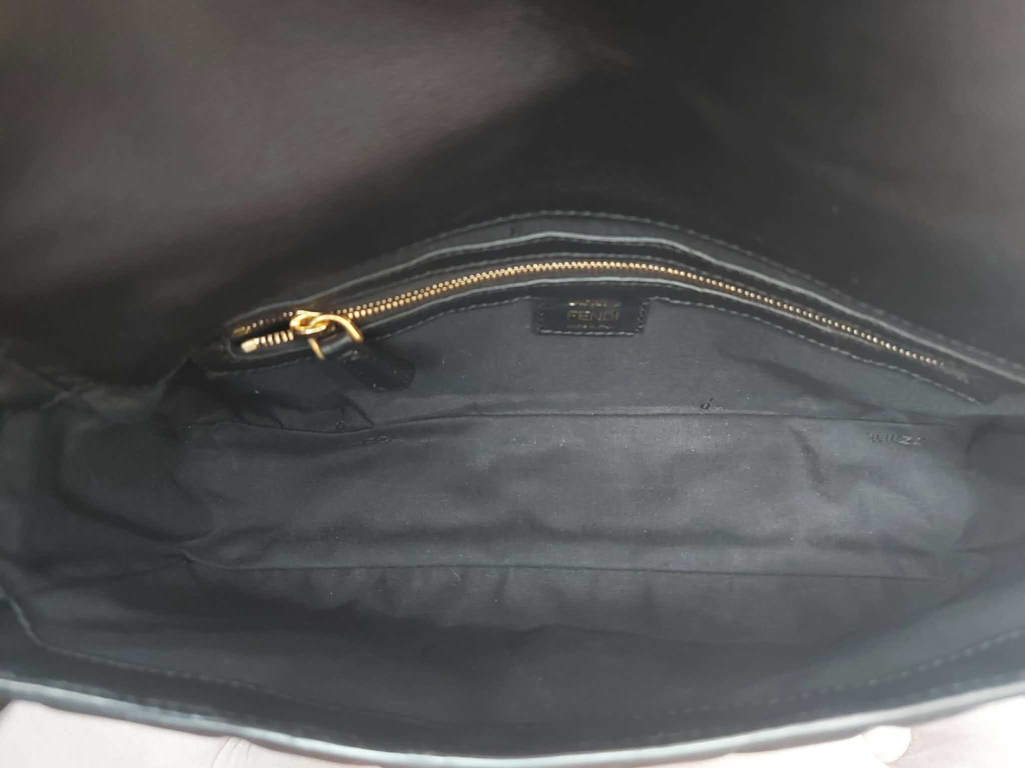 FENDI BAGUETTE MEDIA