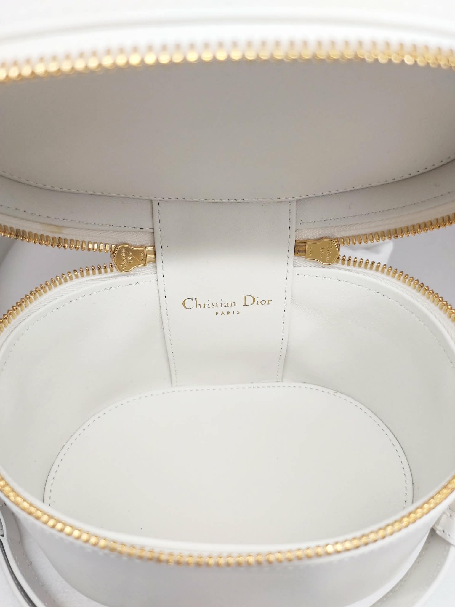 DIOR VANITY