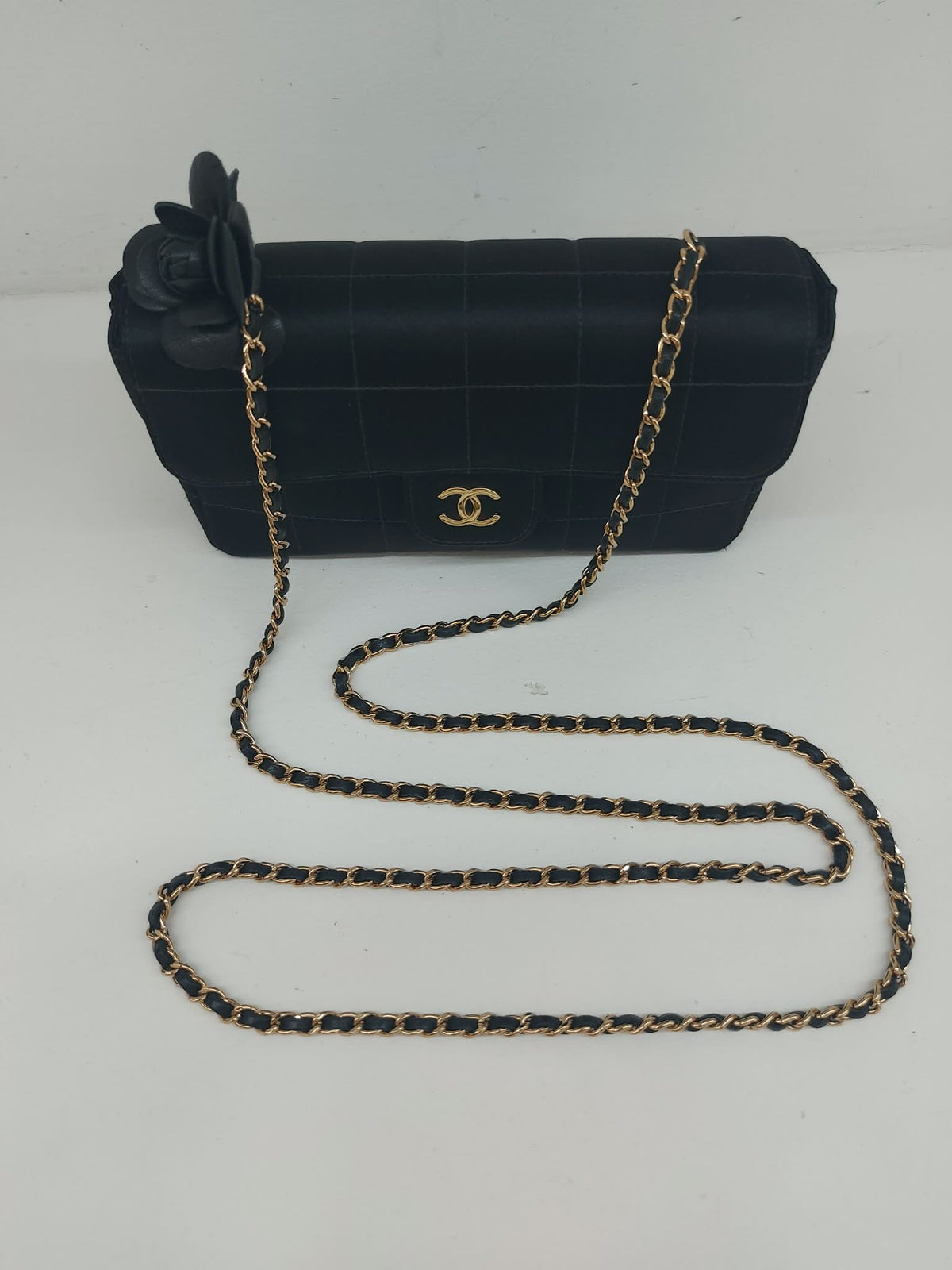 CHANEL TIMELESS MINI CAMELIA