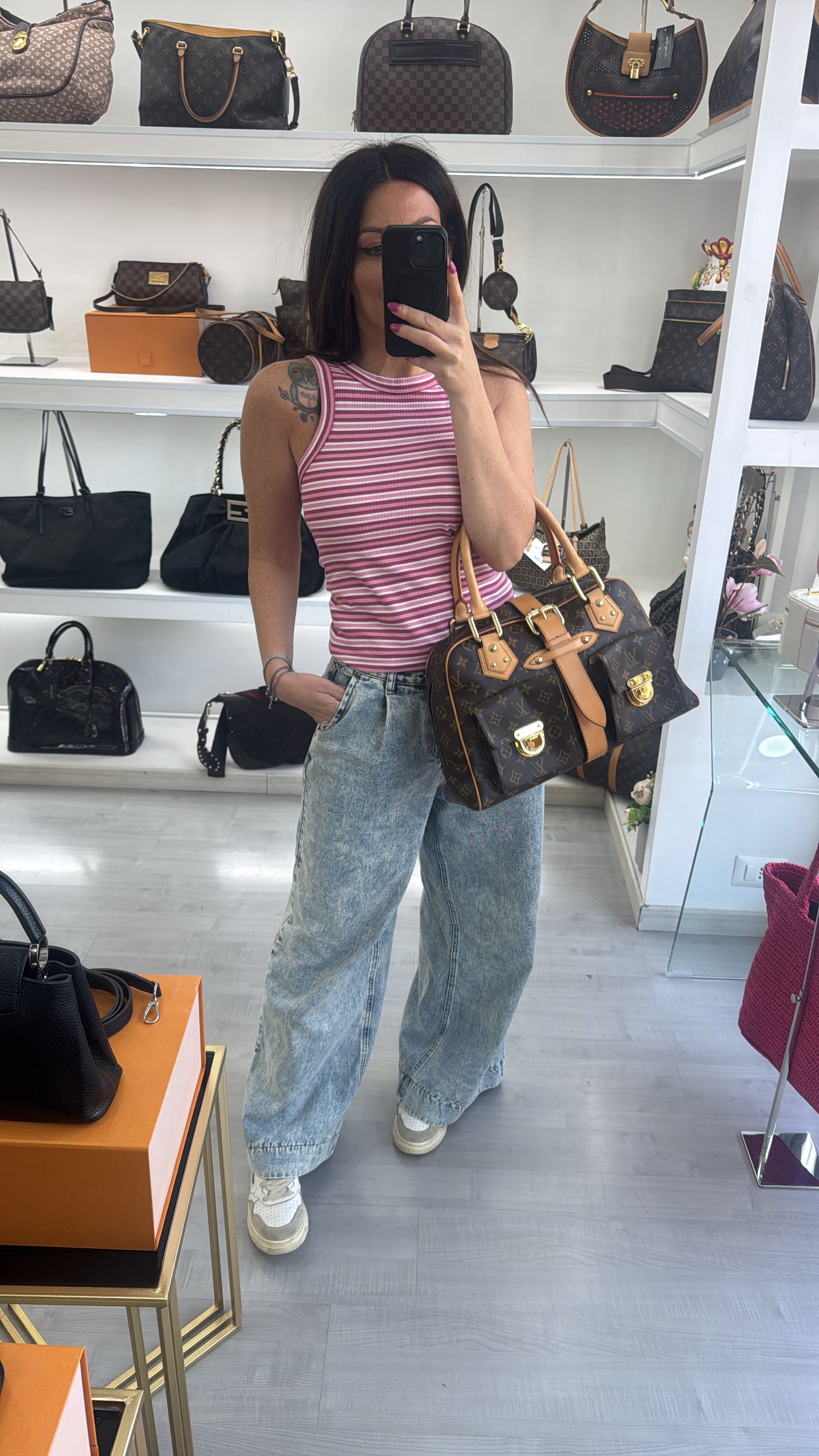 LOUIS VUITTON MANHATTAN GM