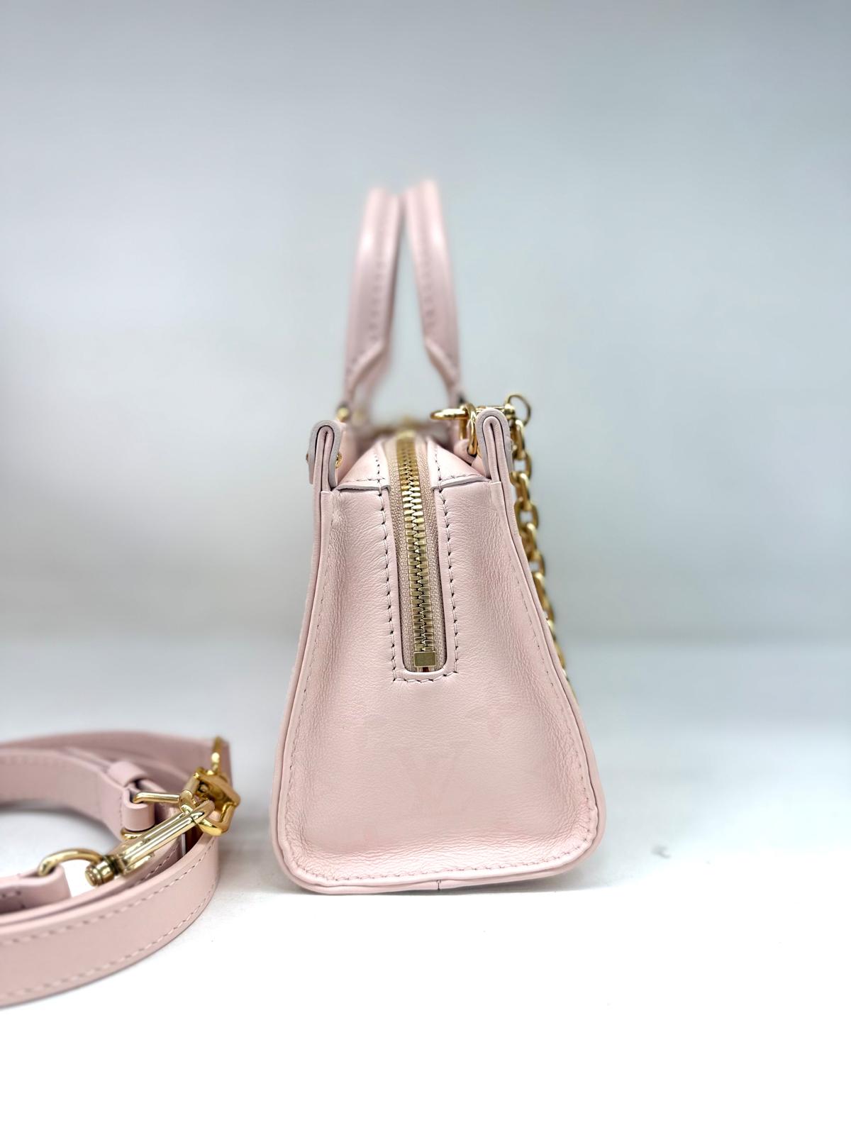 Louis Vuitton OnTheGo East West