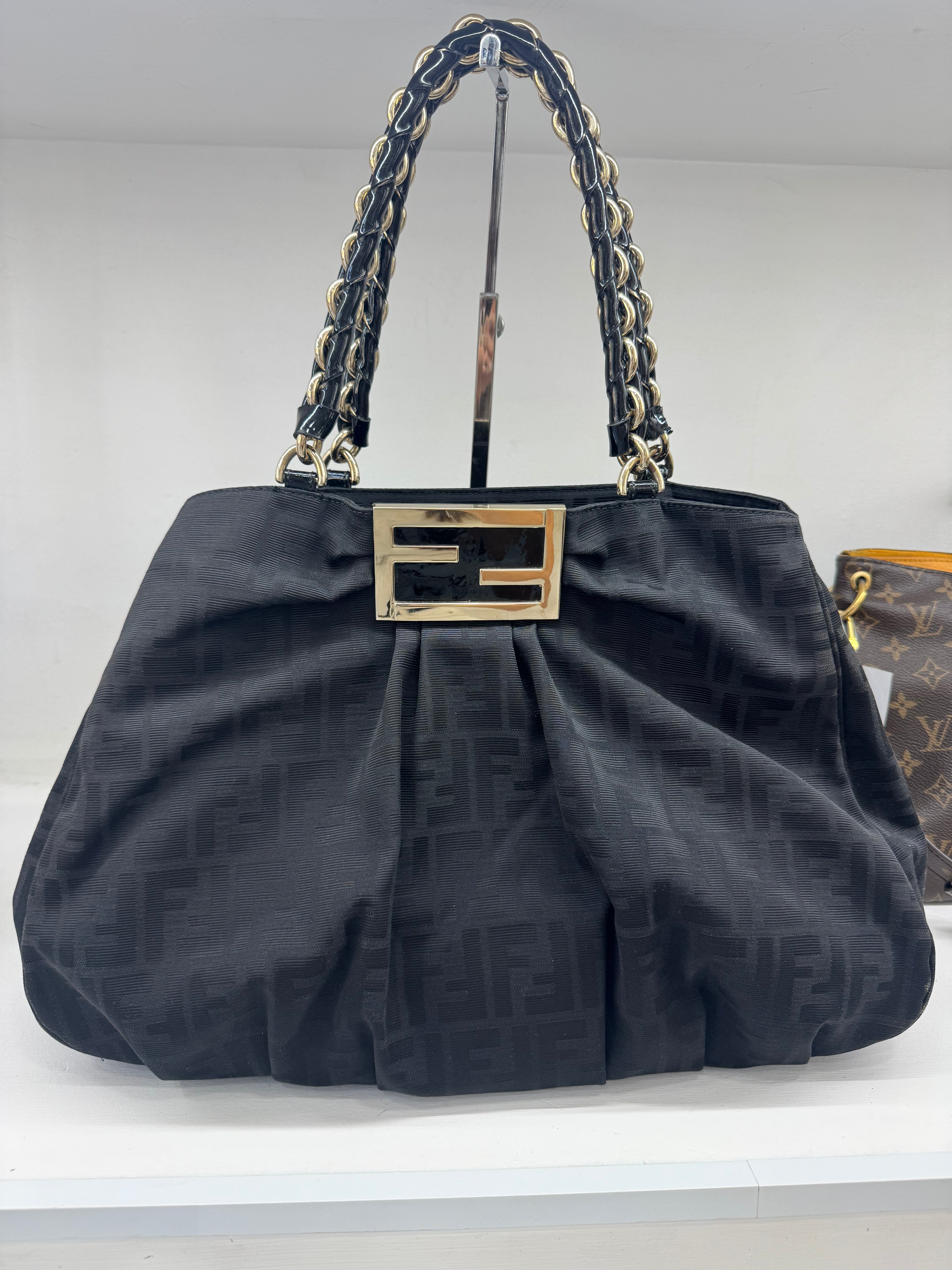 FENDI SHOPPER MIA