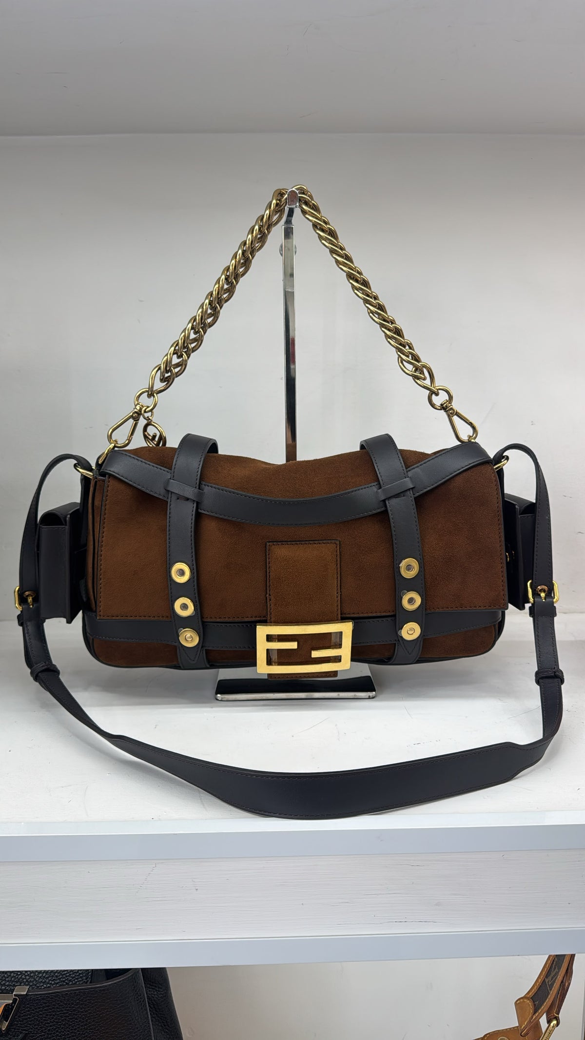 FENDI BAGUETTE CAGE IN SUEDE