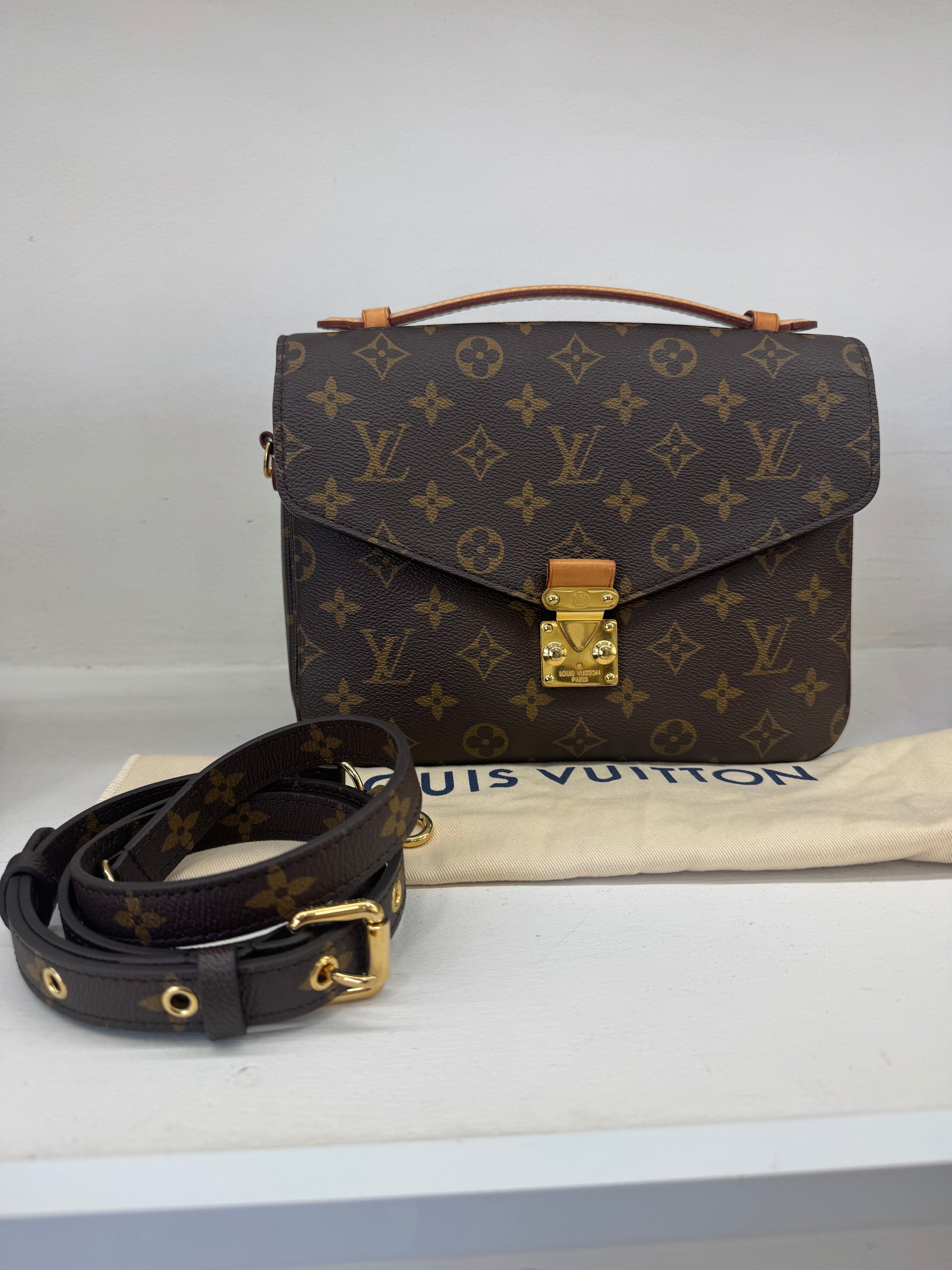 LOUIS VUITTON METIS