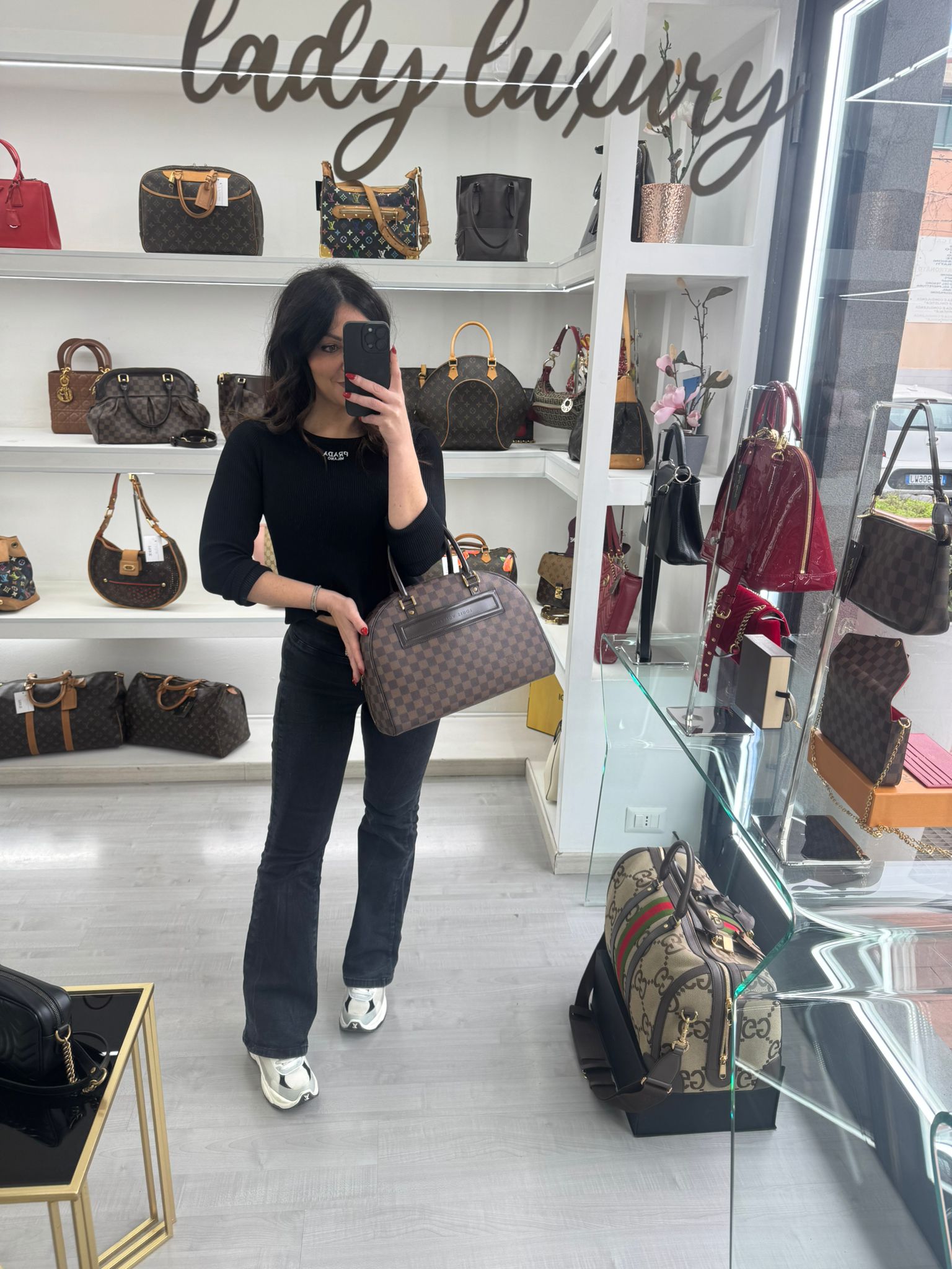 LOUIS VUITTON NOLITA