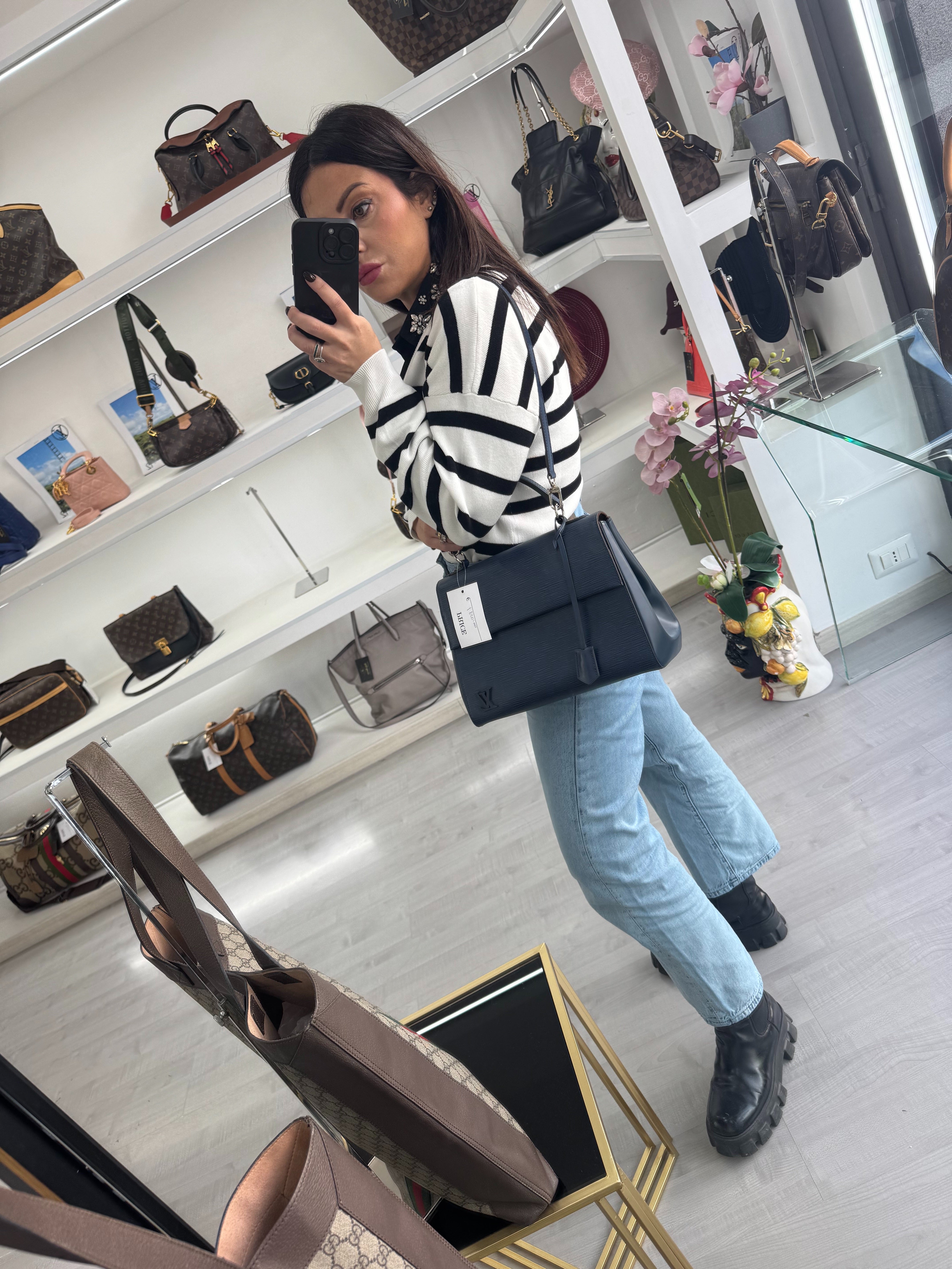 Louis Vuitton Cluny MM Epi