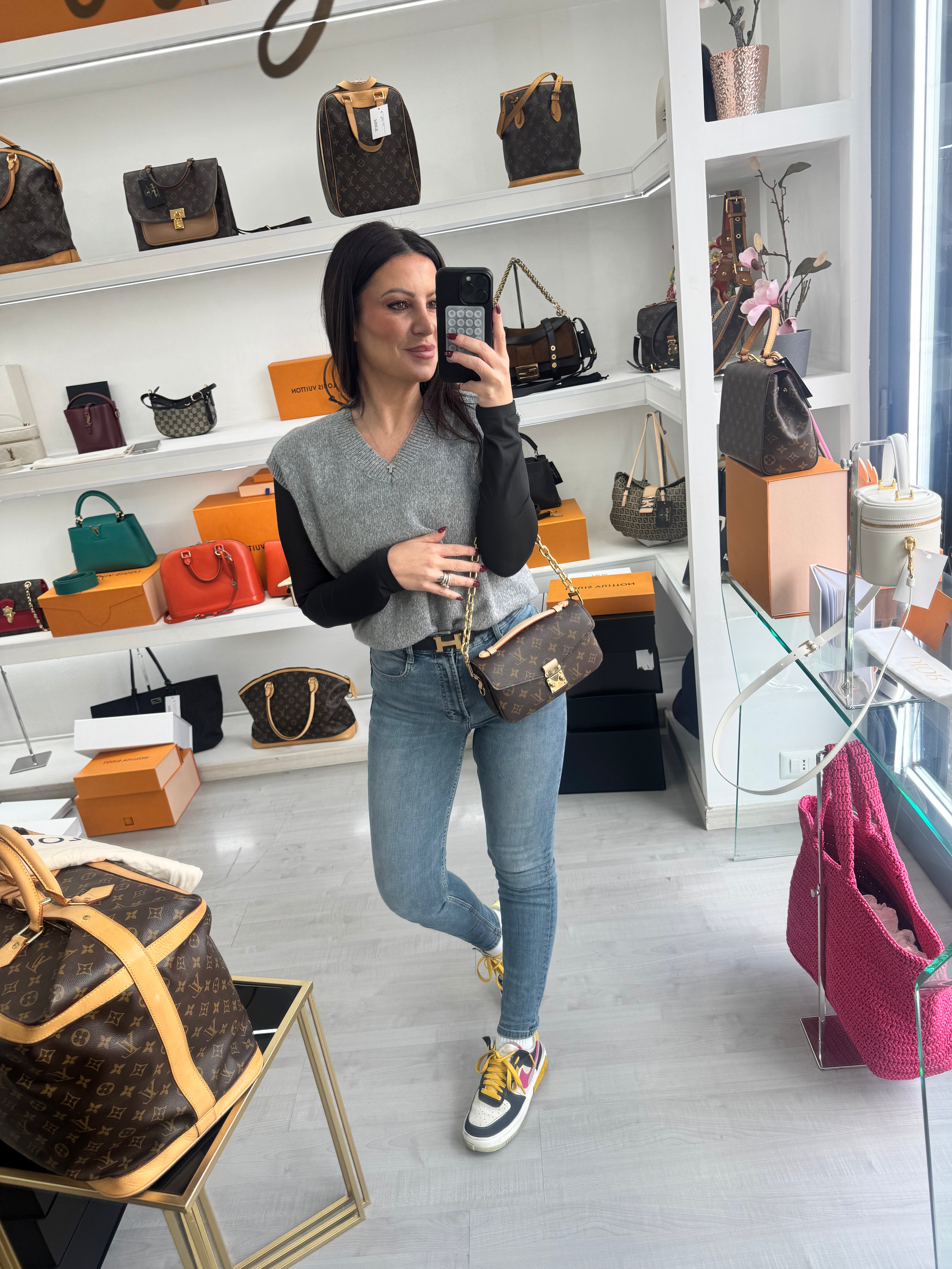 LOUIS VUITTON POCHETTE METIS EAST WEST