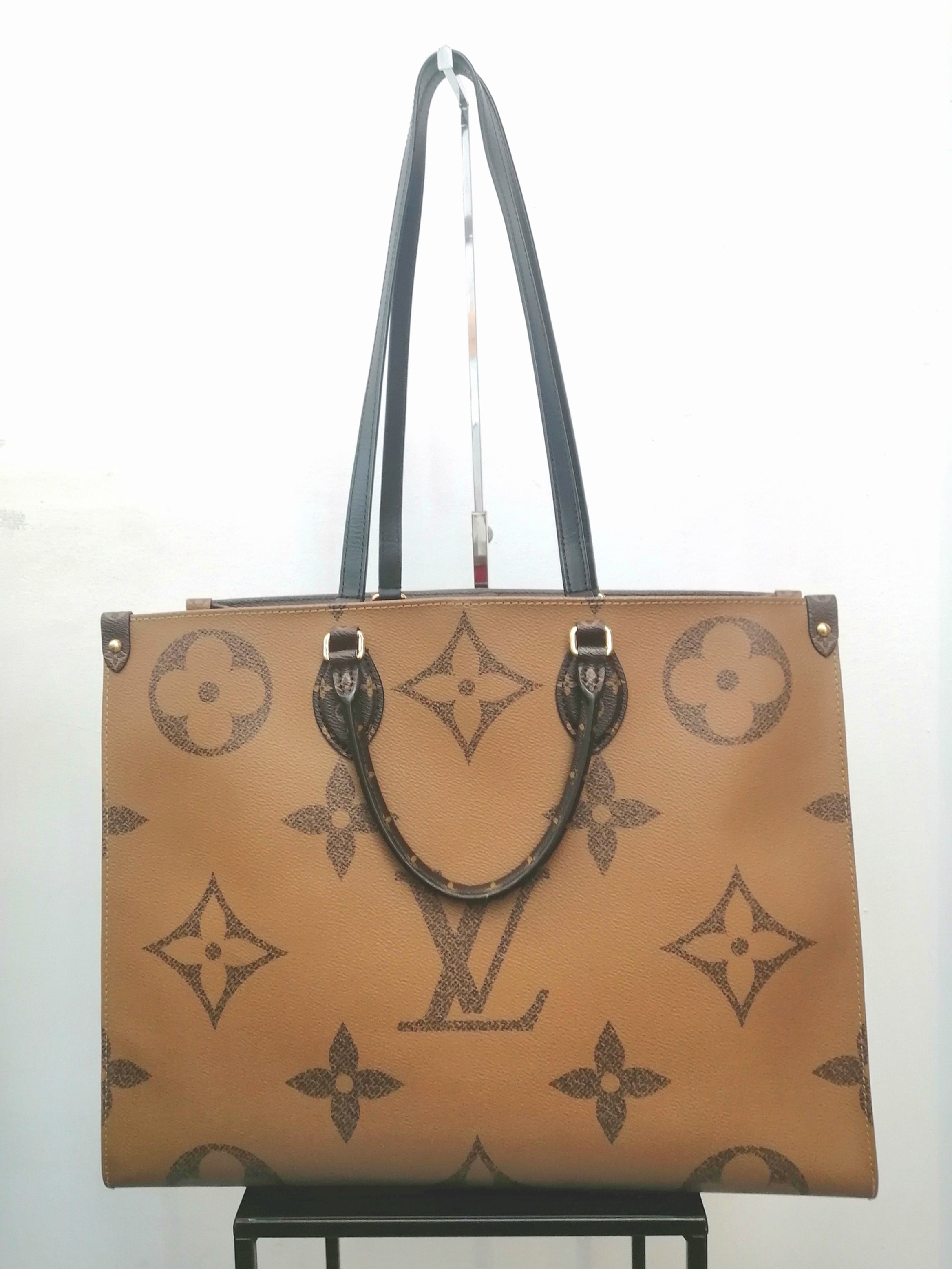 LOUIS VUITTON ONTHEGO GM REVERSE