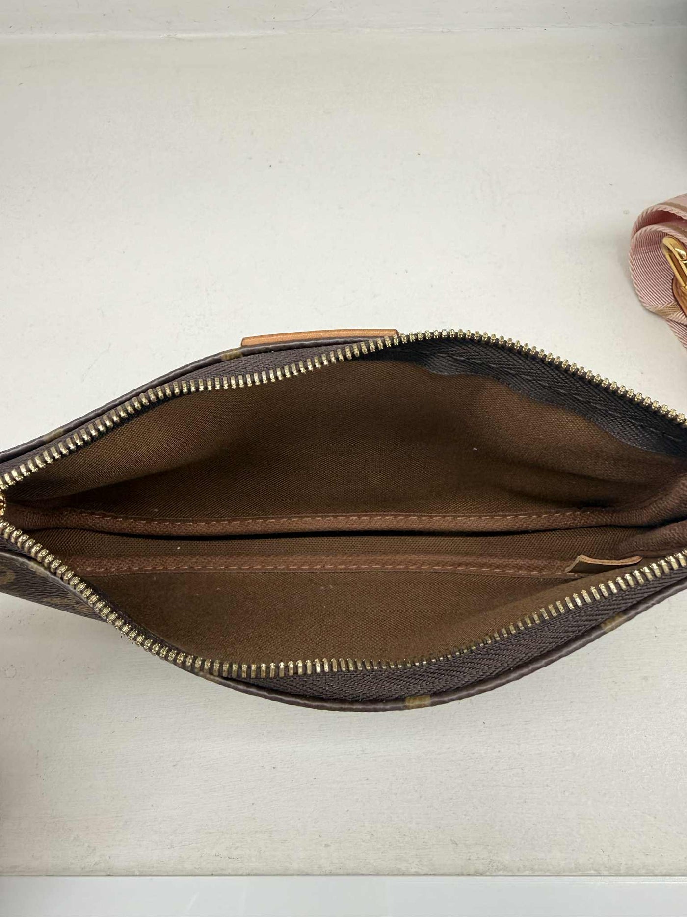 LOUIS VUITTON MULTI POCHETTE ACCESSOIRES R.