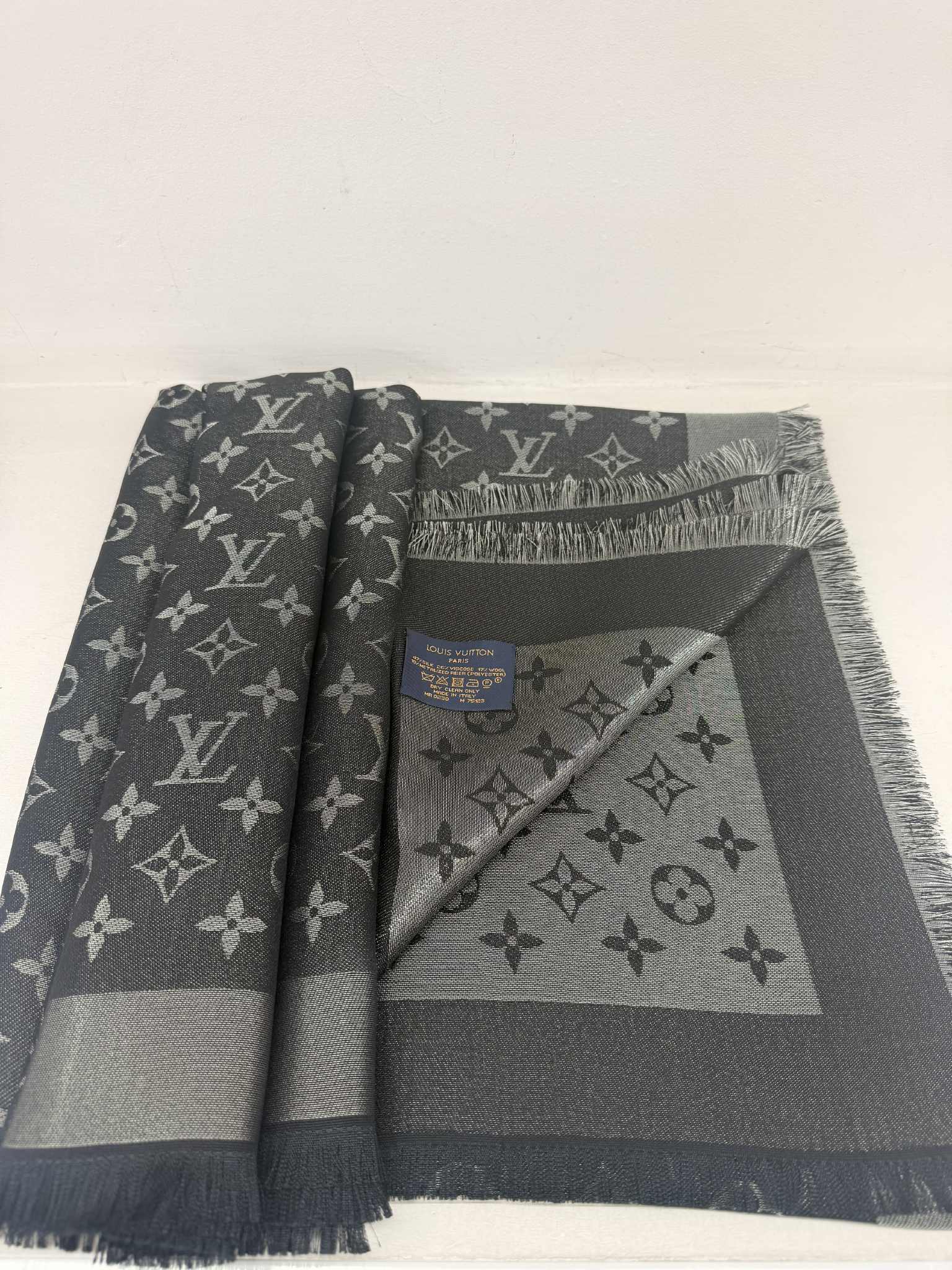 Stola Louis Vuitton