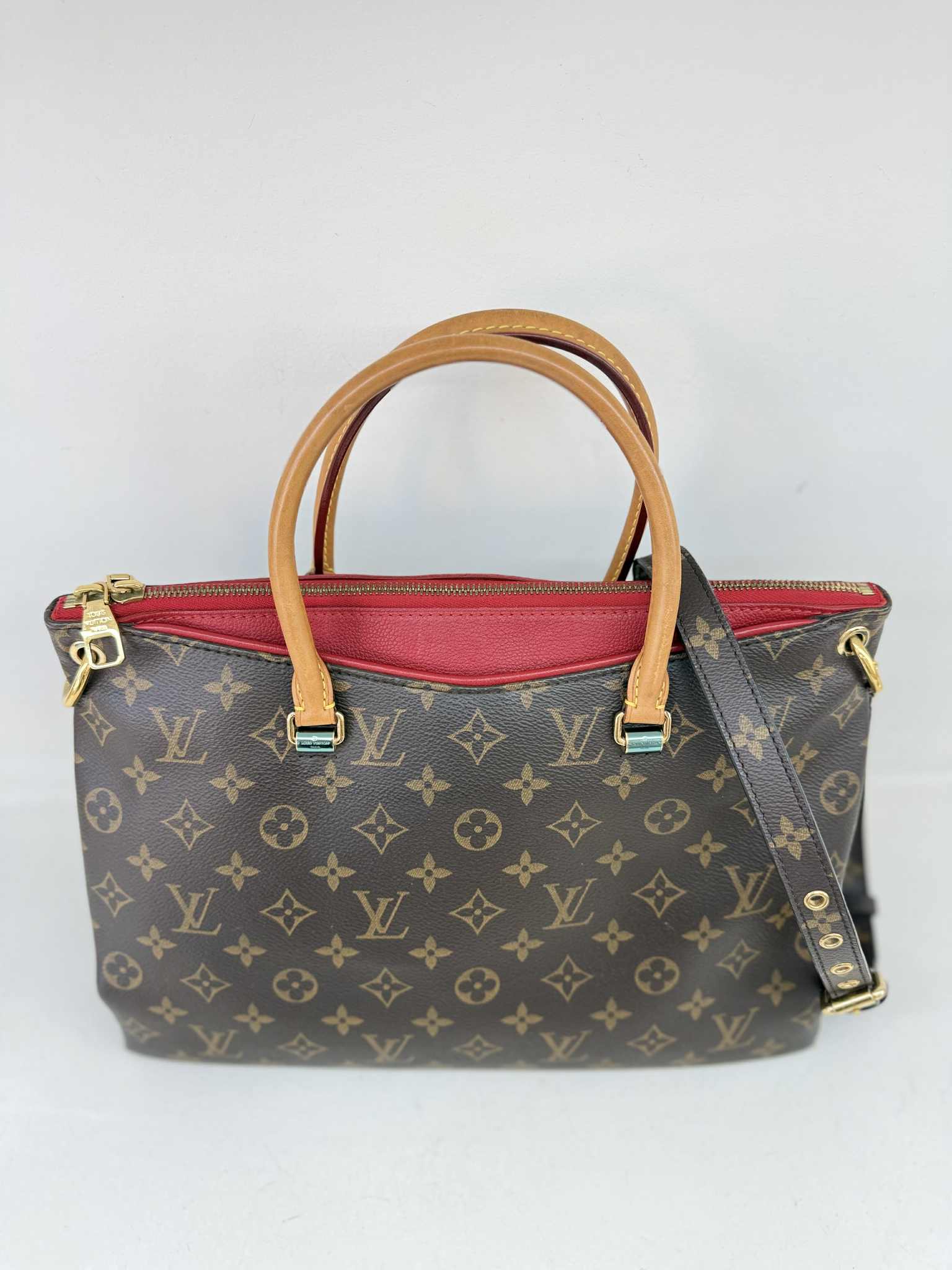 LOUIS VUITTON PALLAS MM